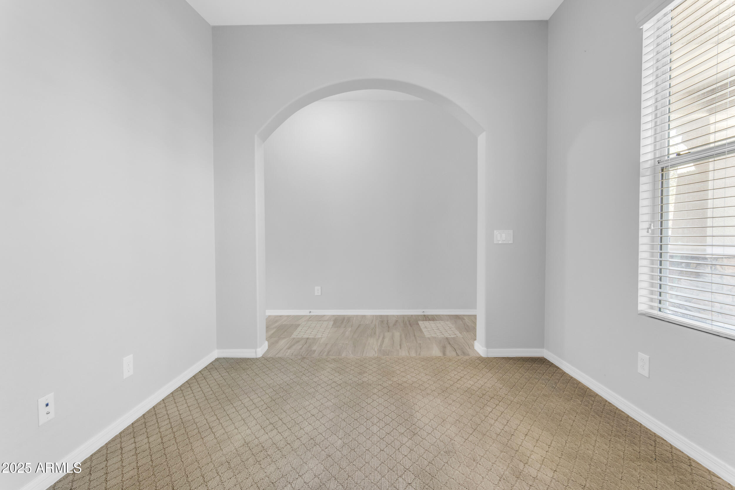 22473 E CREEKSIDE Lane