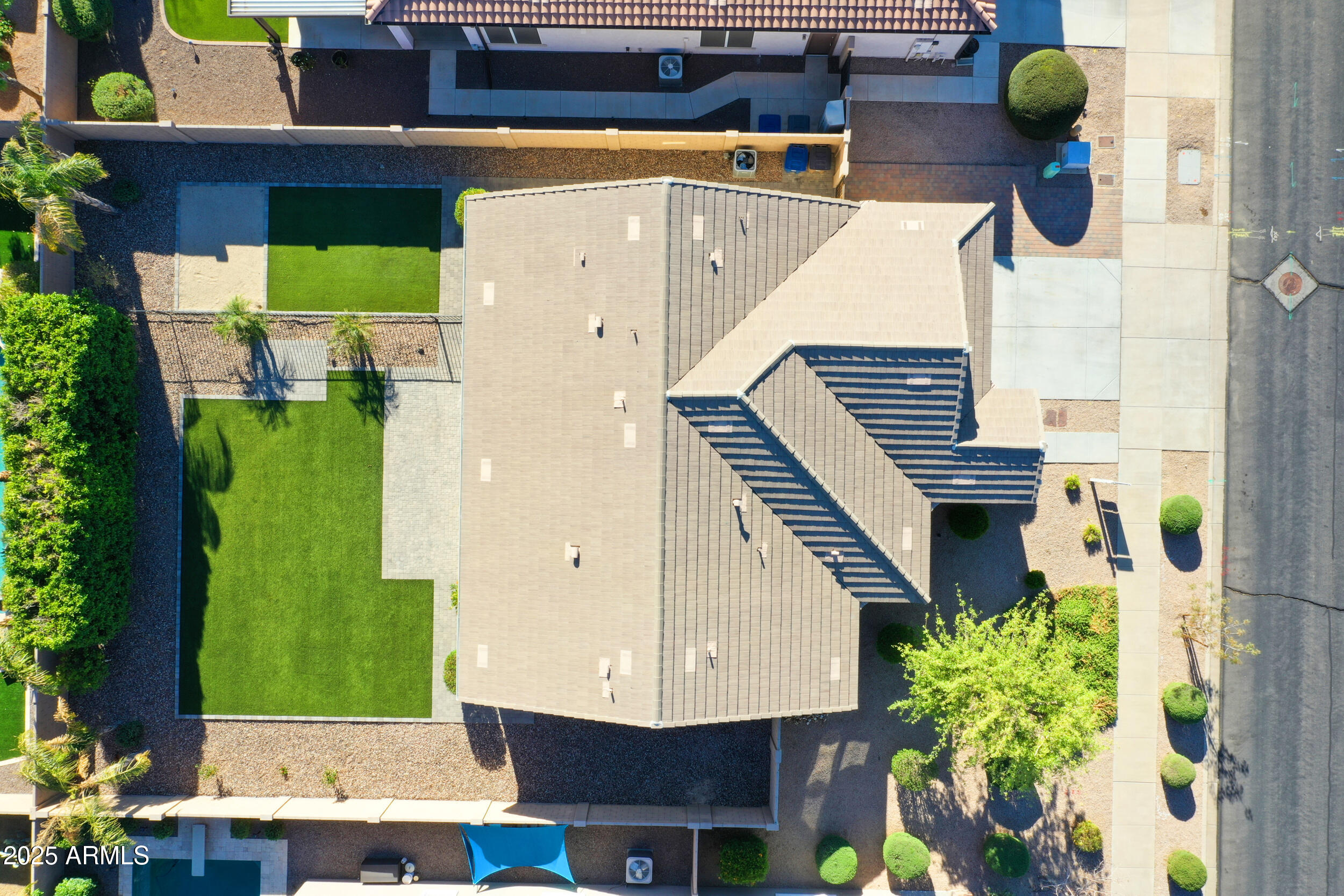 22473 E CREEKSIDE Lane