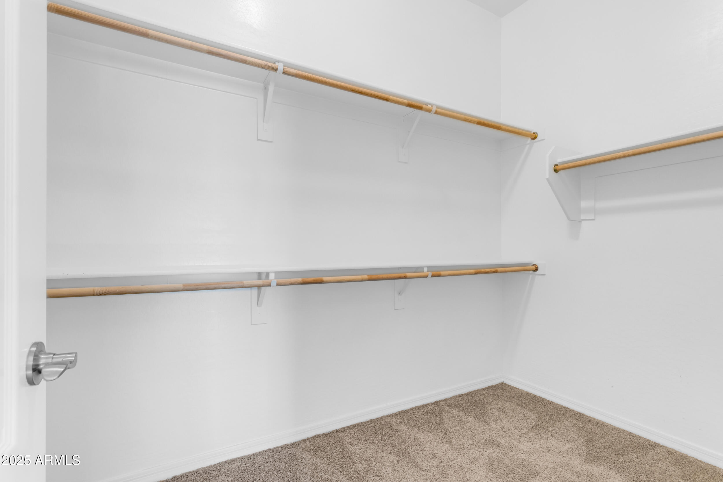 22473 E CREEKSIDE Lane