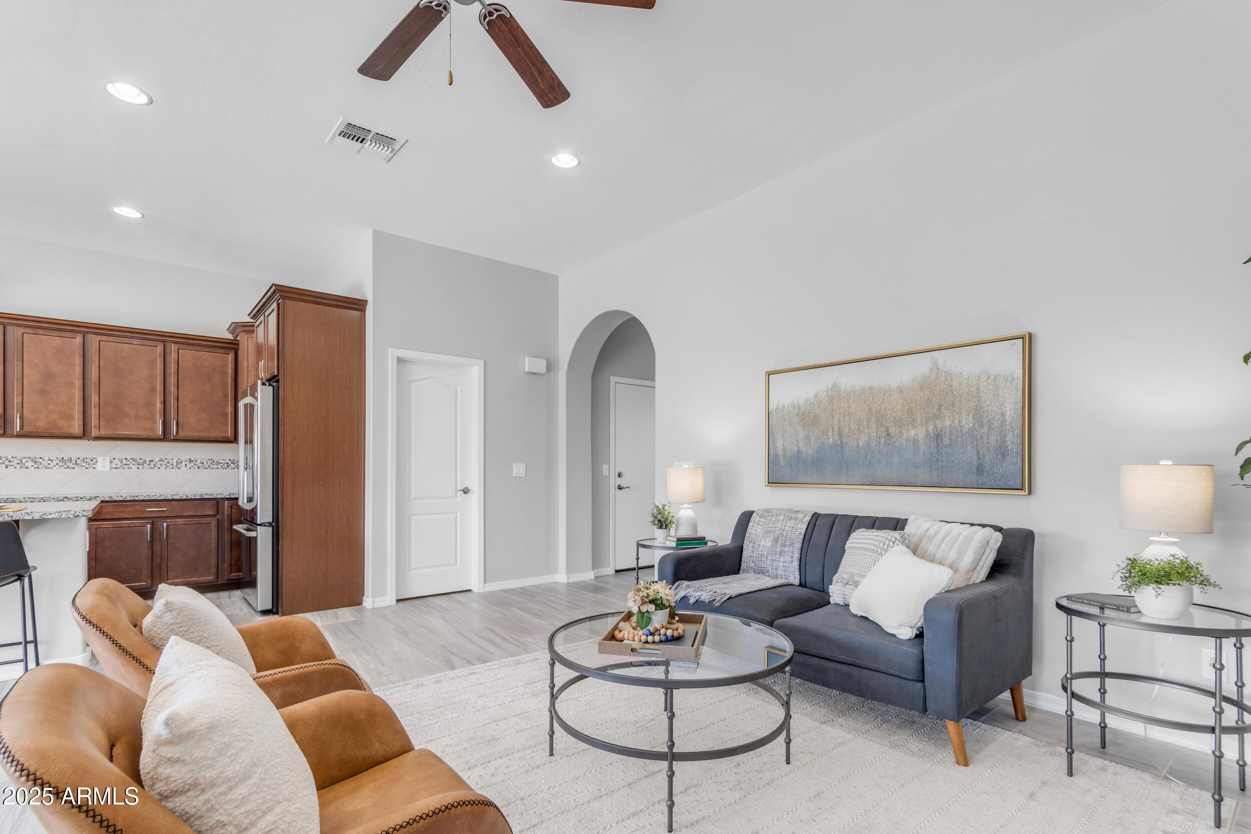 22473 E CREEKSIDE Lane