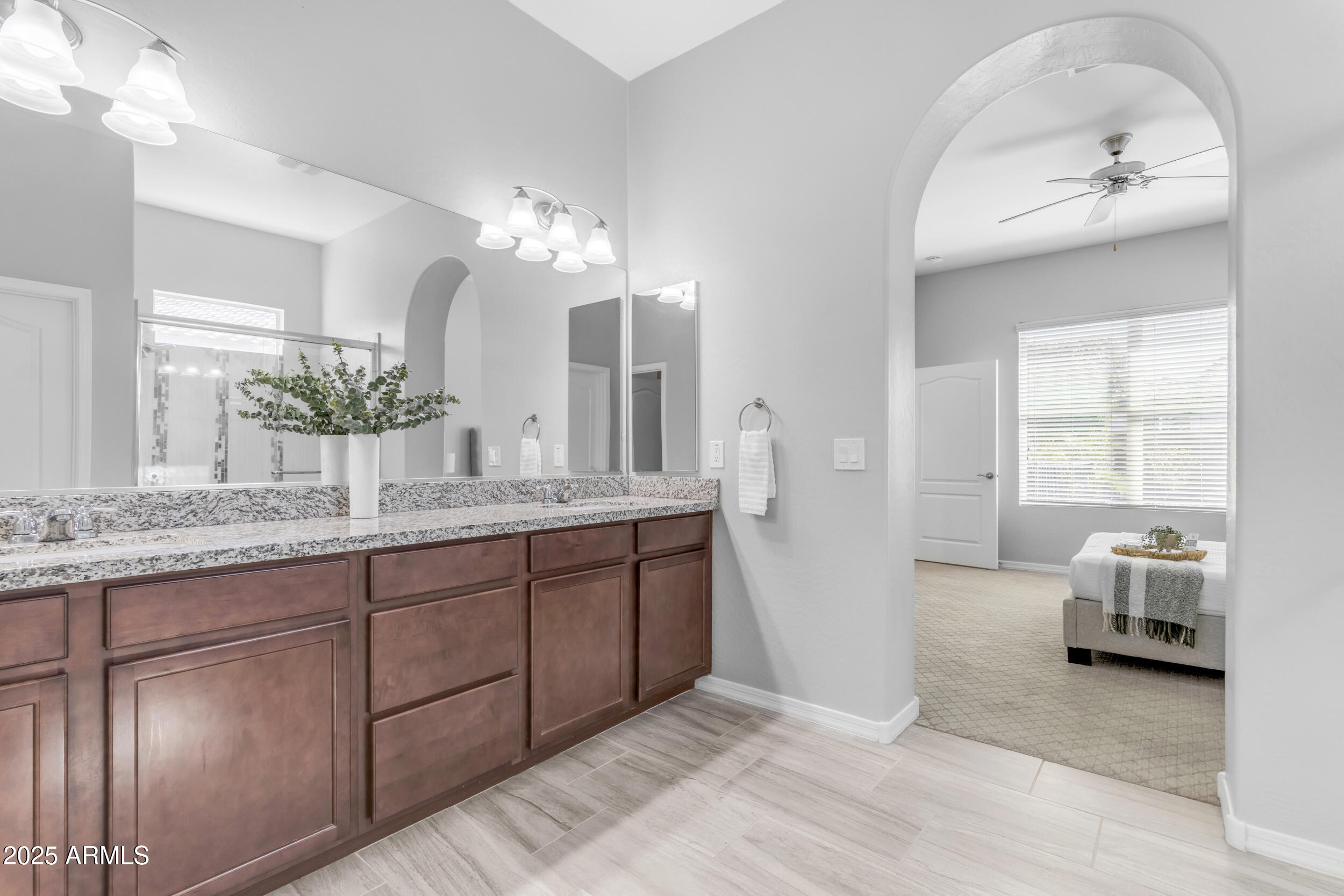 22473 E CREEKSIDE Lane