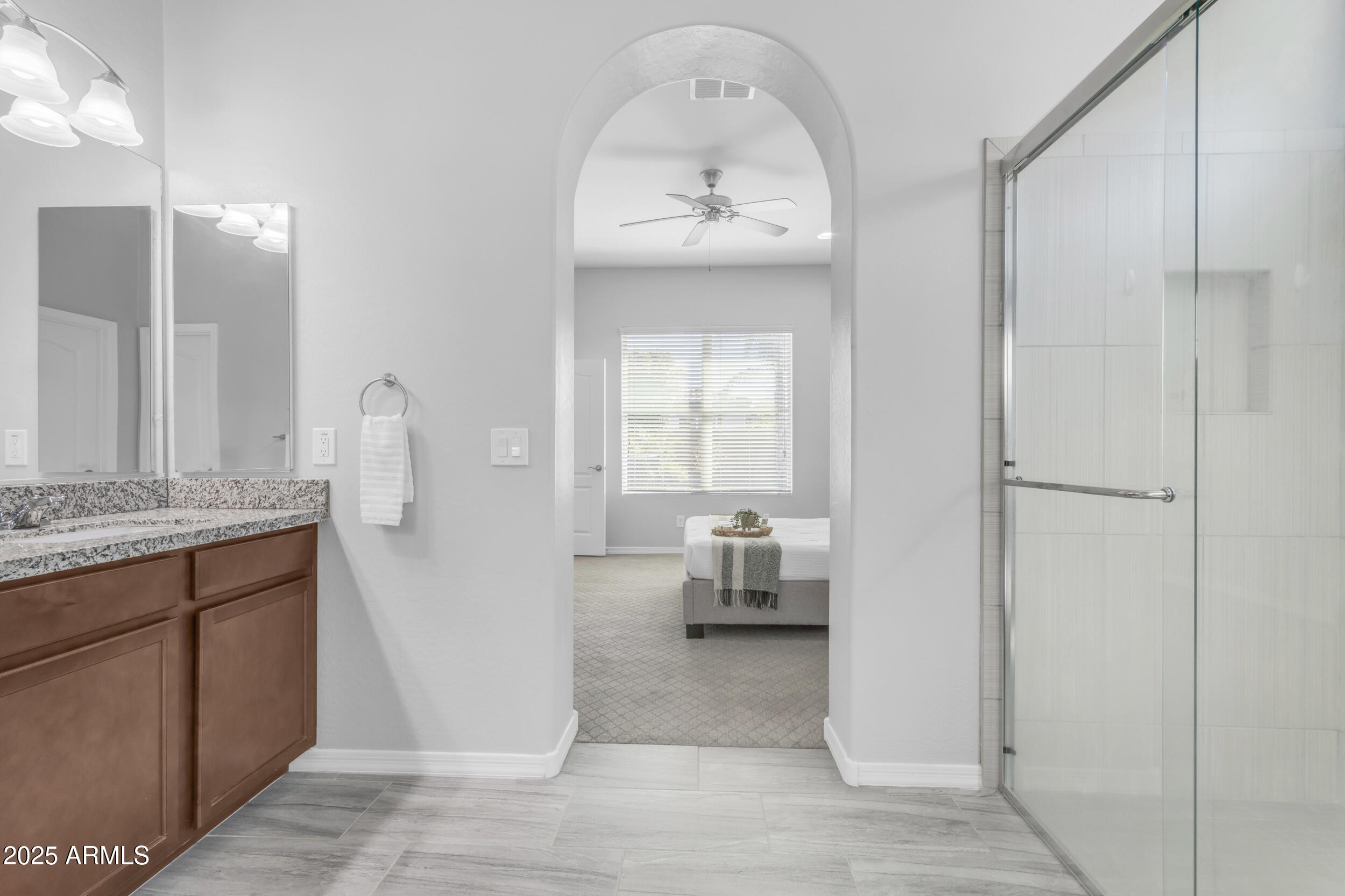 22473 E CREEKSIDE Lane