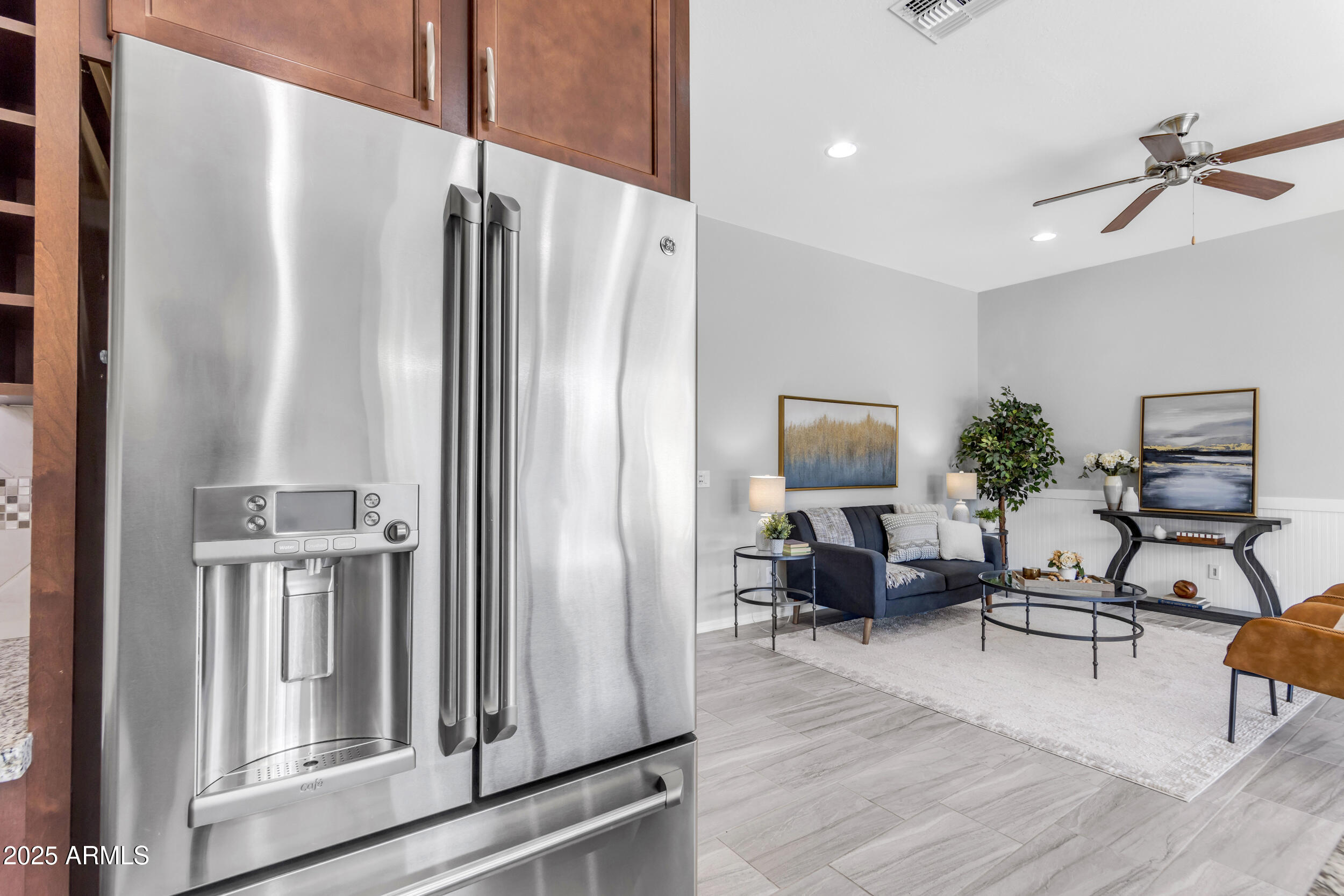 22473 E CREEKSIDE Lane