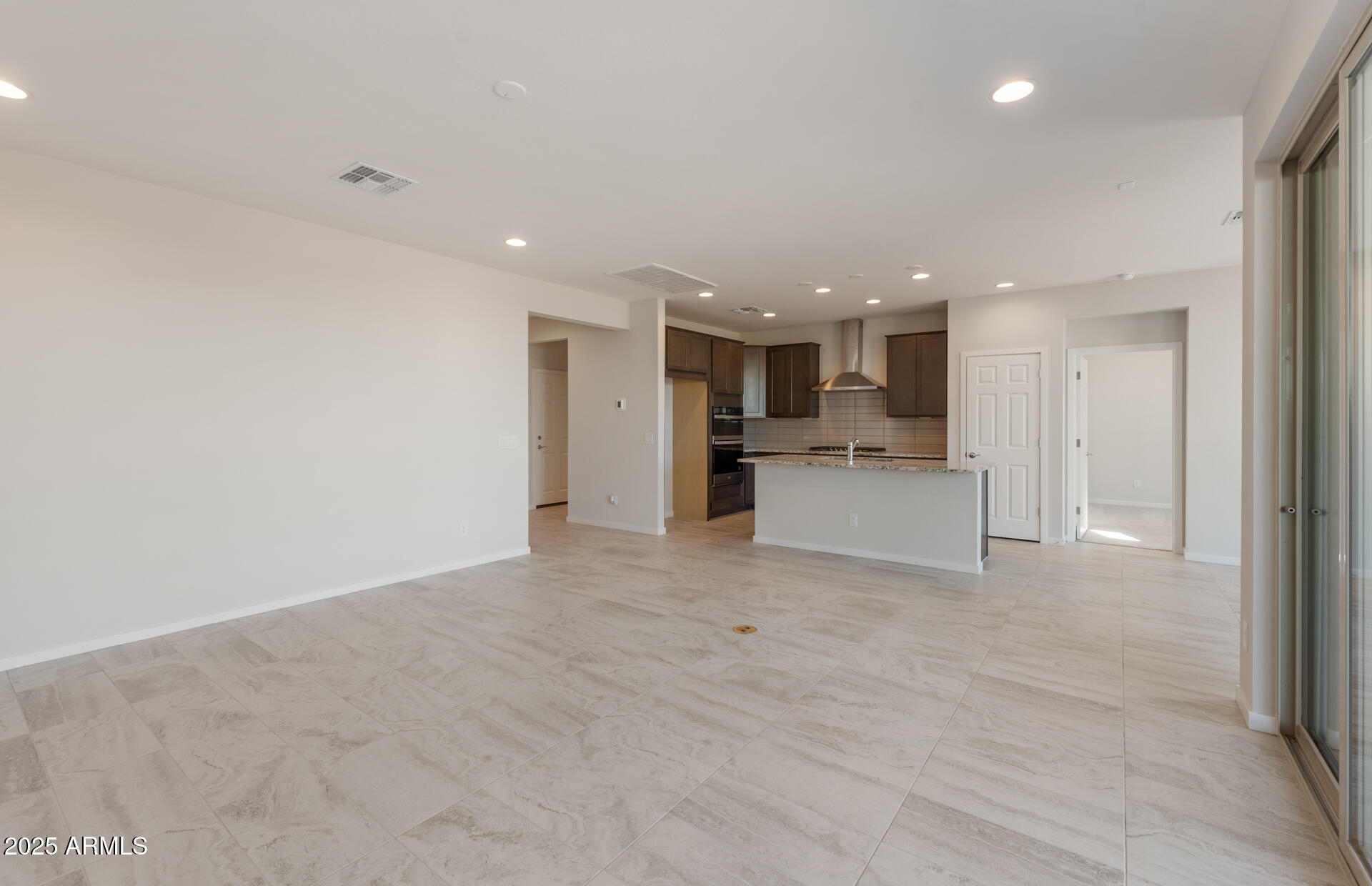 1272 W TREASURE Trail