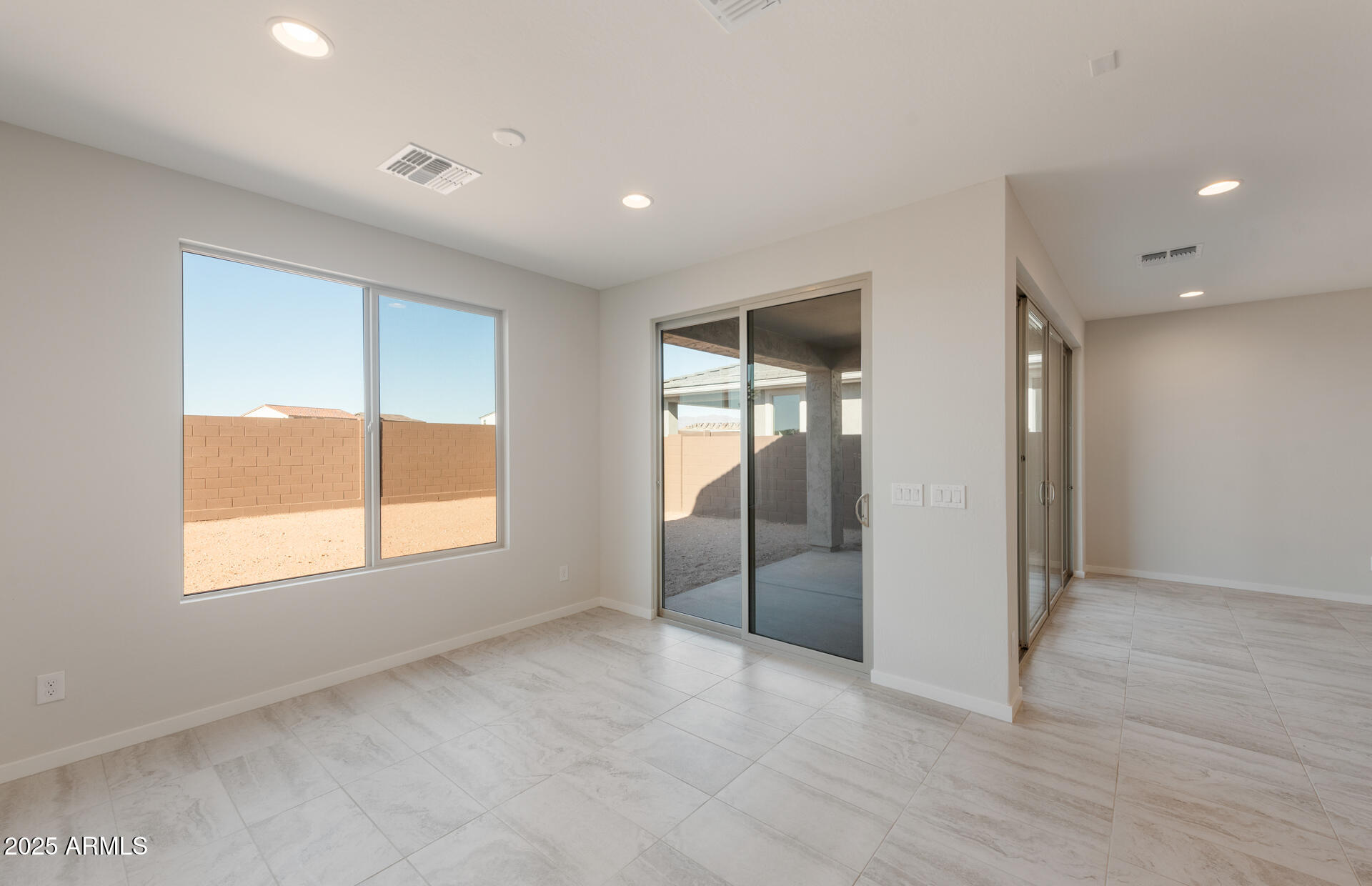 1272 W TREASURE Trail