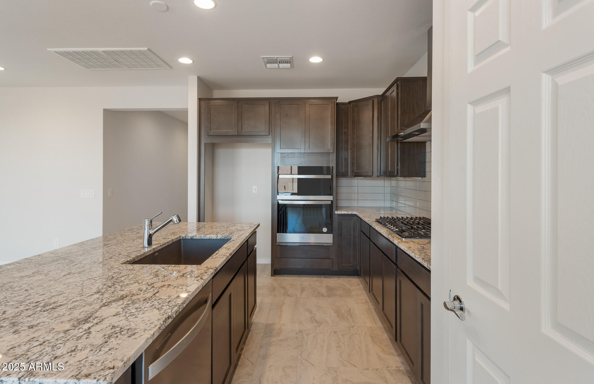 1272 W TREASURE Trail