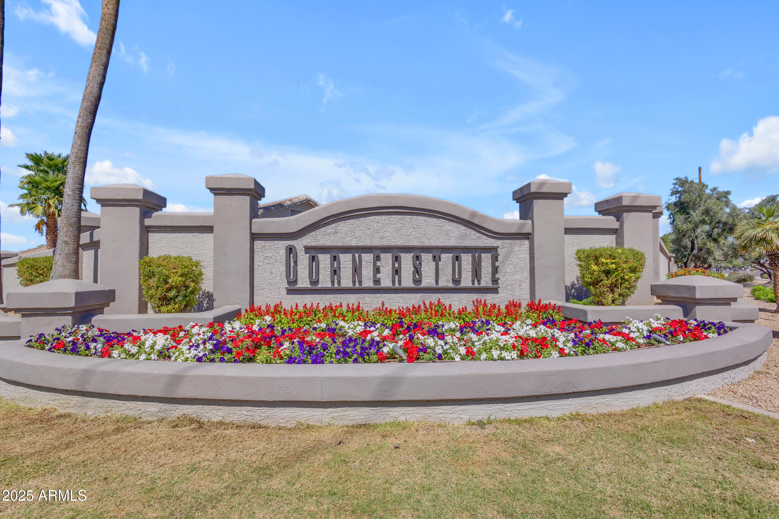 3841 E REDFIELD Court