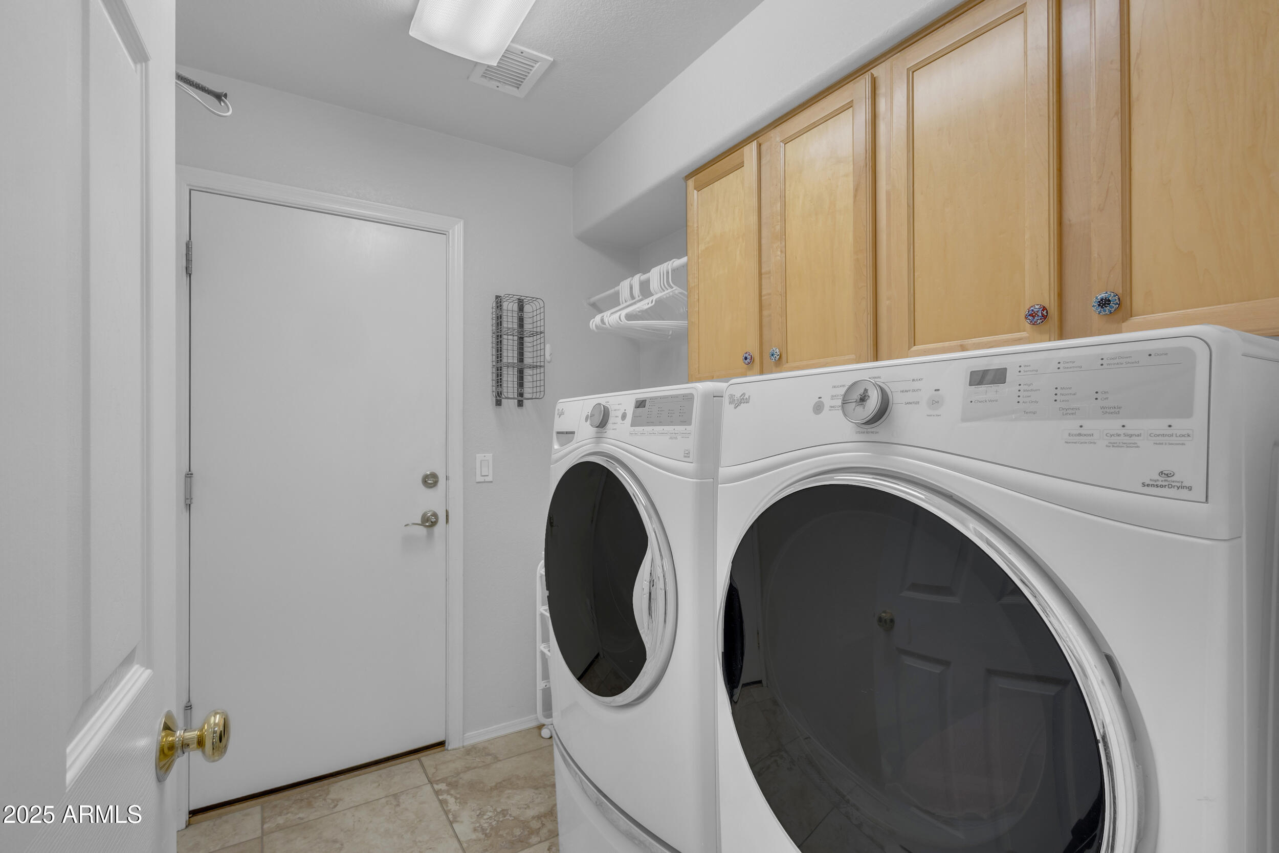 3841 E REDFIELD Court