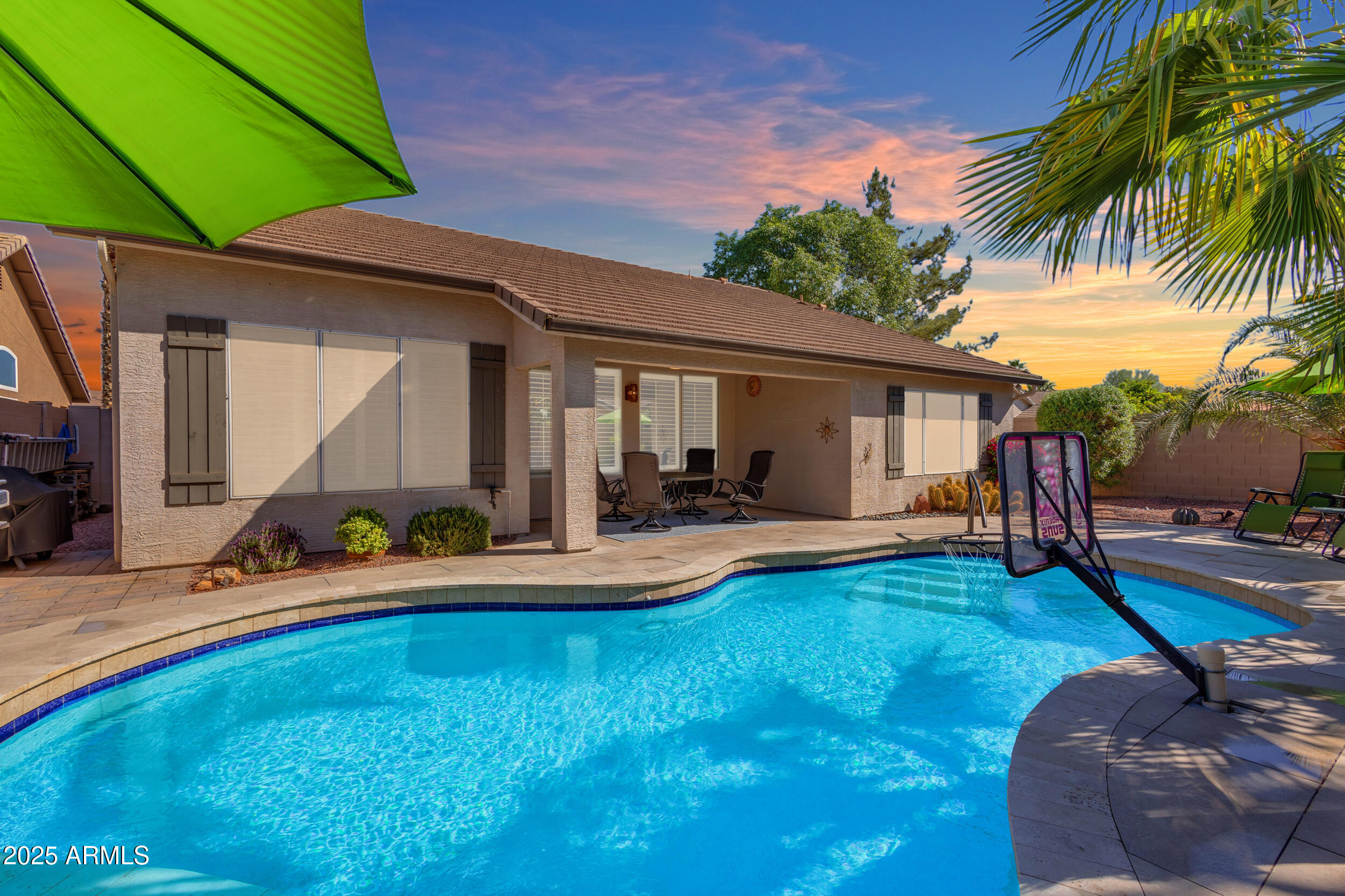 3841 E REDFIELD Court