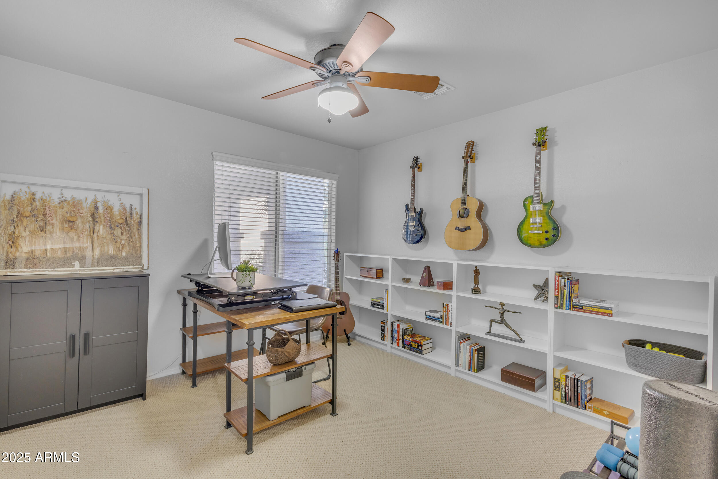 3841 E REDFIELD Court