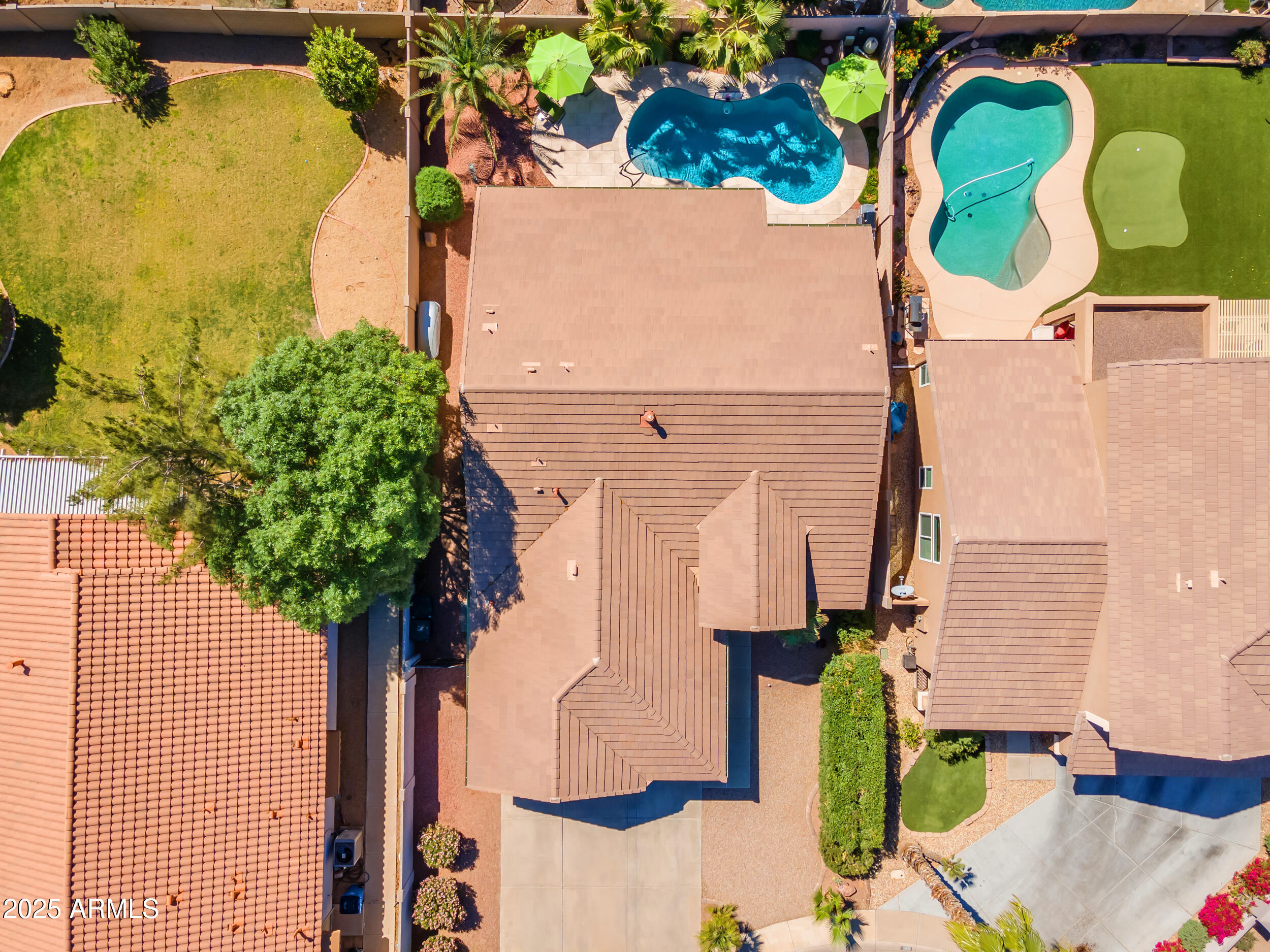 3841 E REDFIELD Court