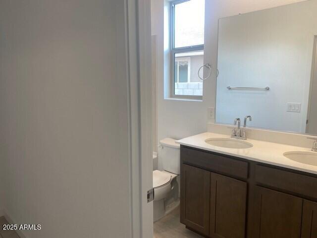 7320 E HACKAMORE Lane