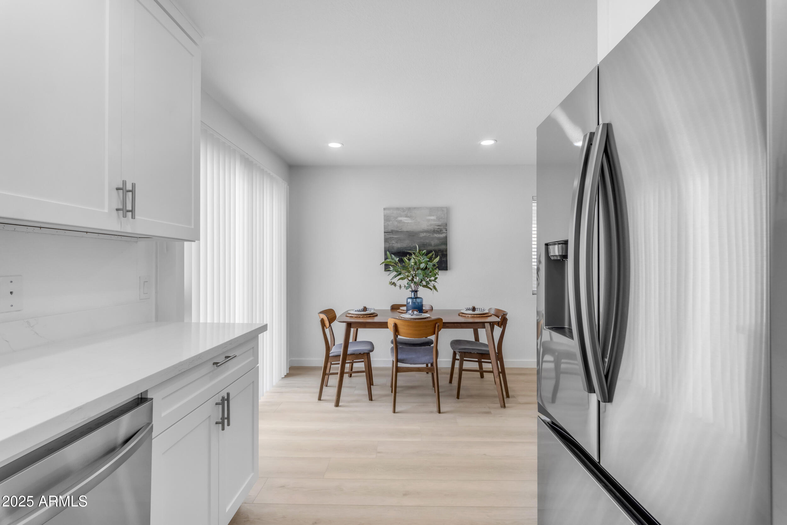 826 E IMPRERIA Street