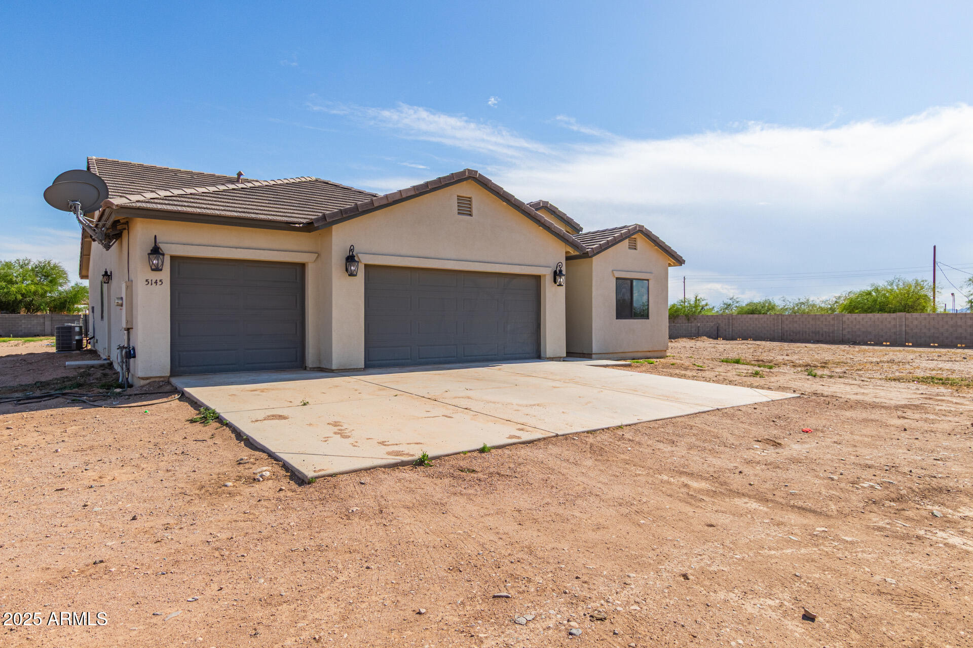 5145 E HASH KNIFE DRAW Road