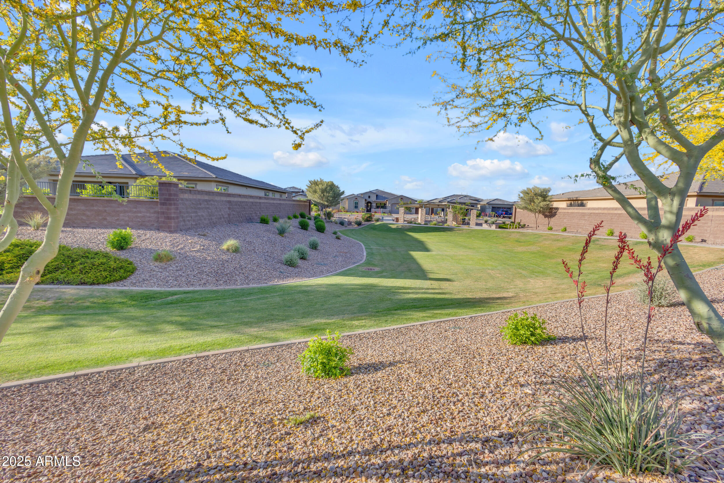 3466 E HAZELTINE Way