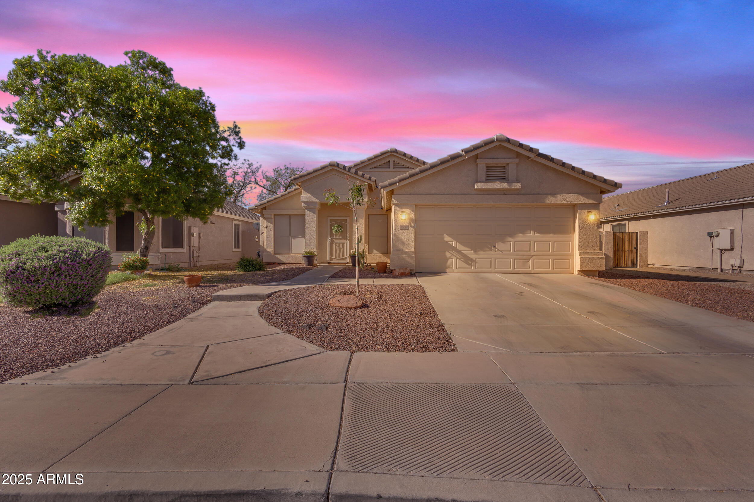 8536 E MILAGRO Avenue