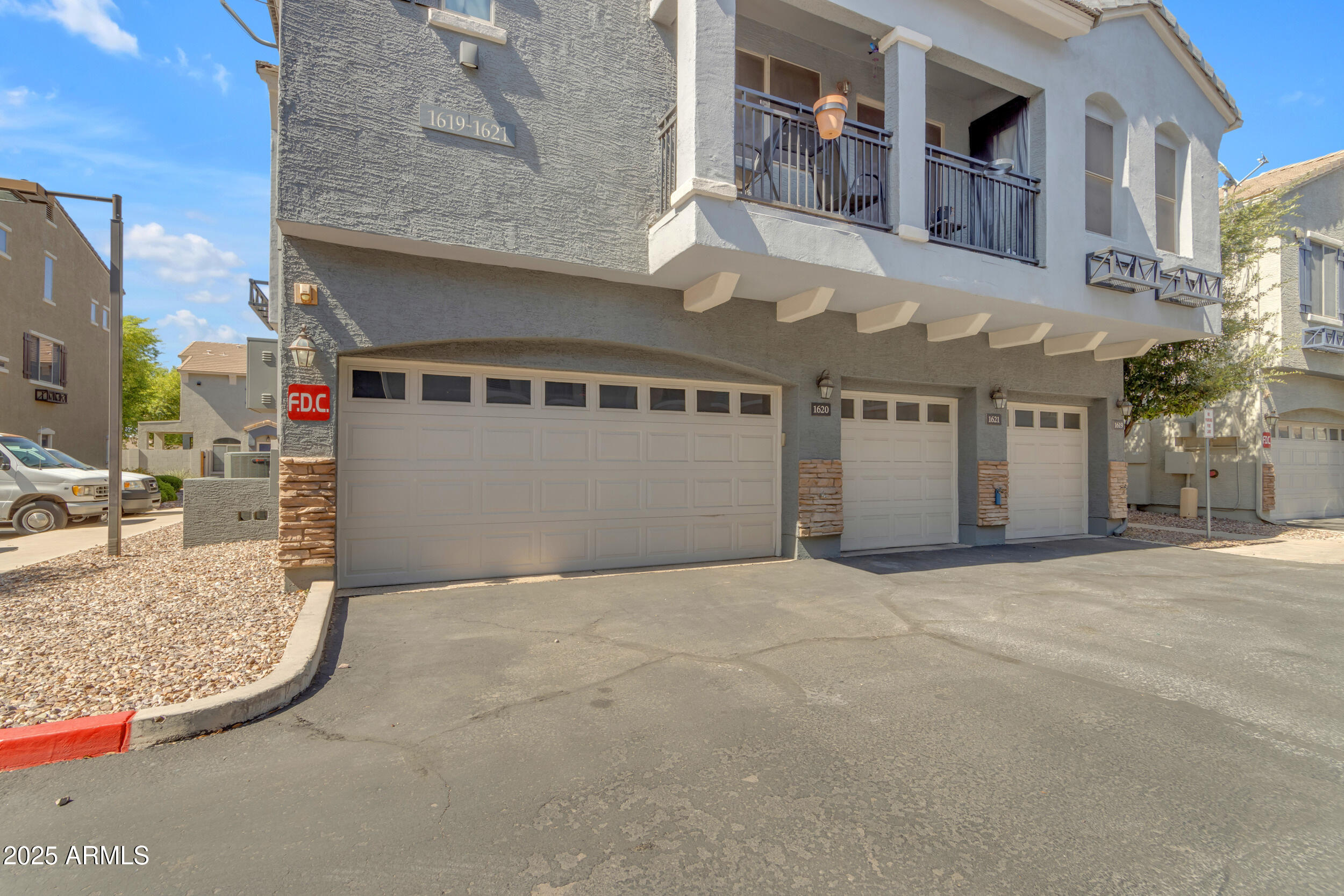 2402 E 5TH Street, 1621