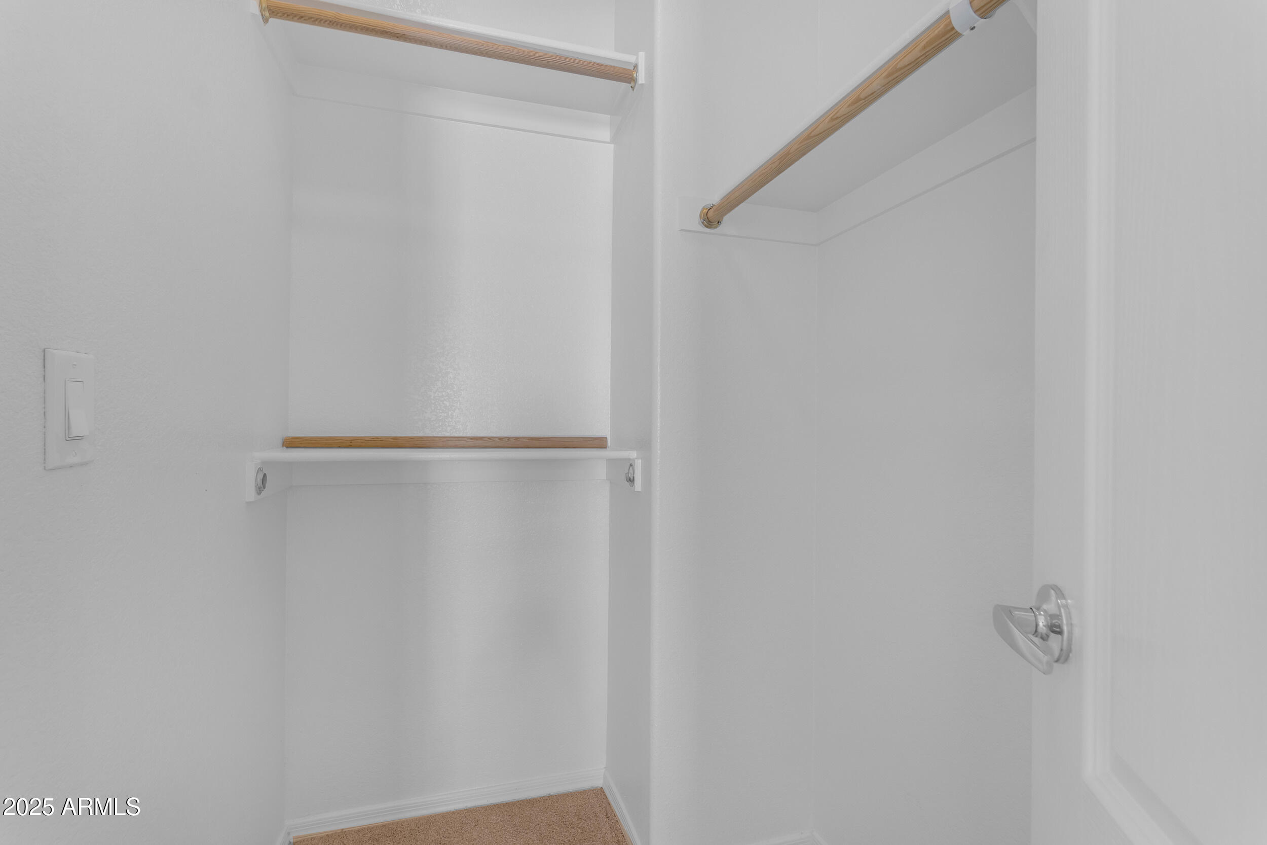 2402 E 5TH Street, 1621