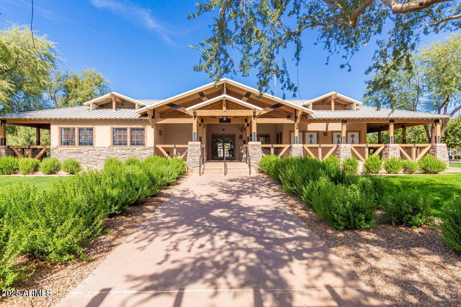 4010 E SIDEWINDER Court