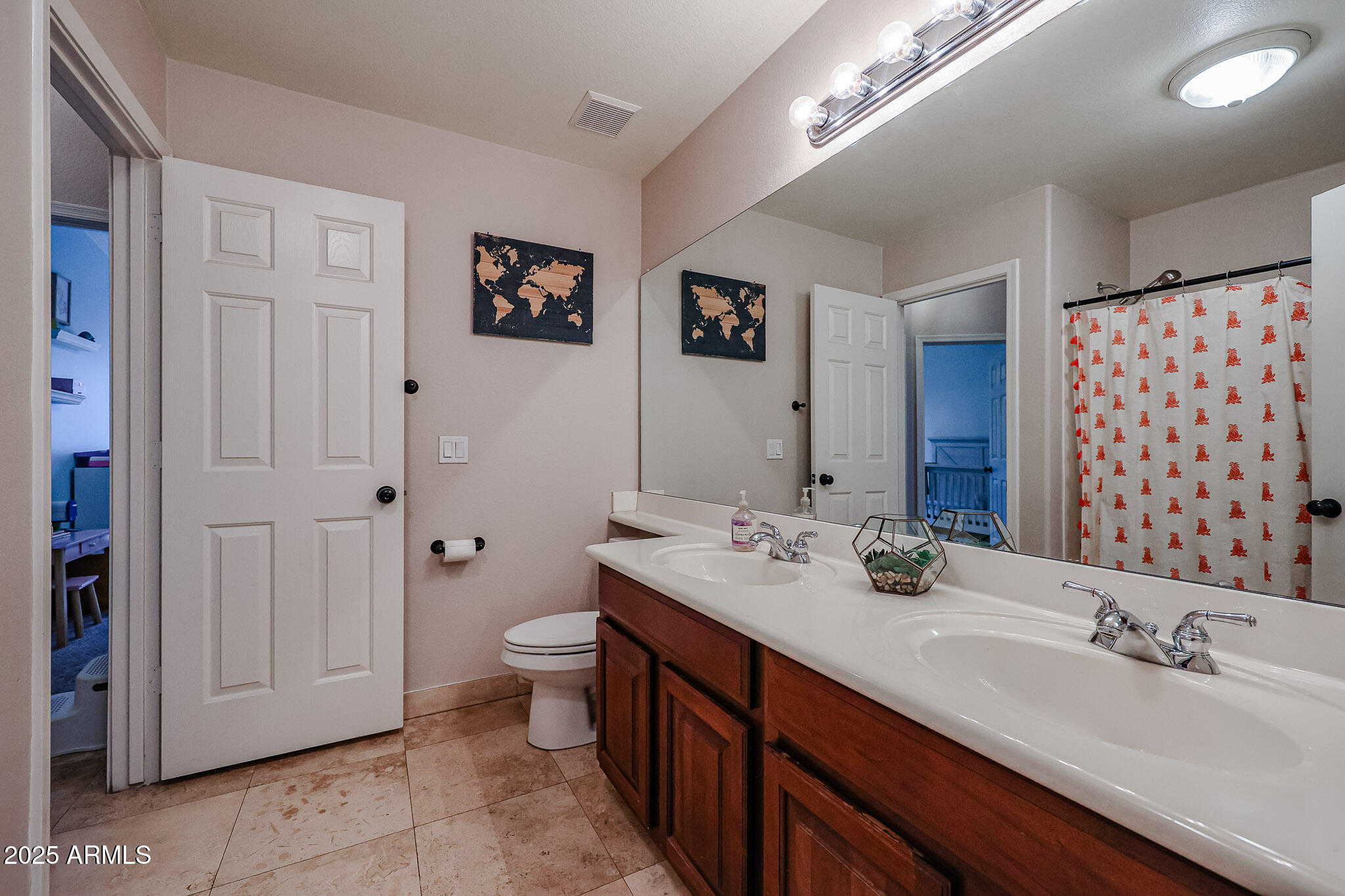 4010 E SIDEWINDER Court