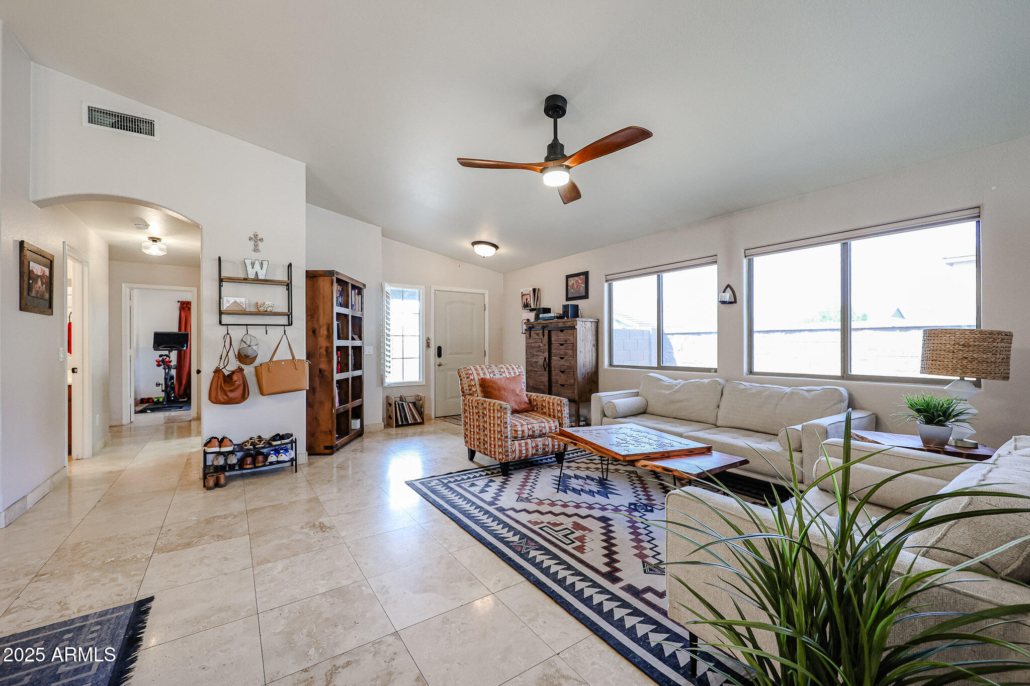 4010 E SIDEWINDER Court