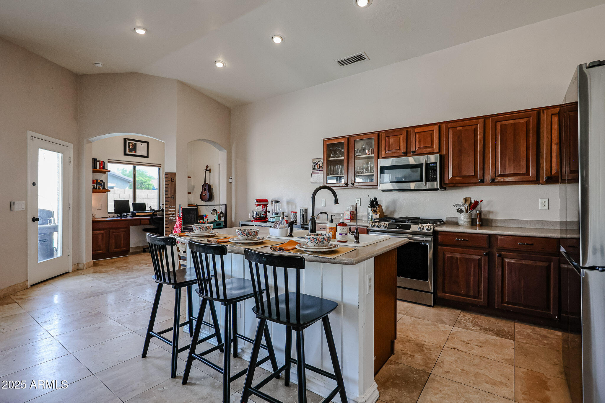 4010 E SIDEWINDER Court