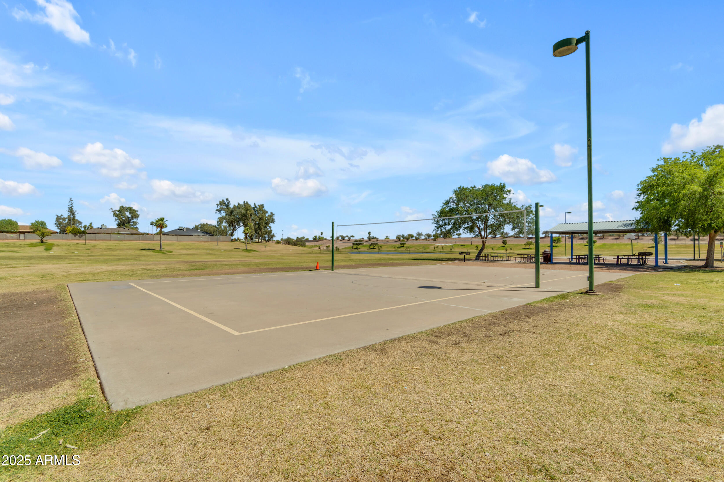 1511 E HARMONY Avenue