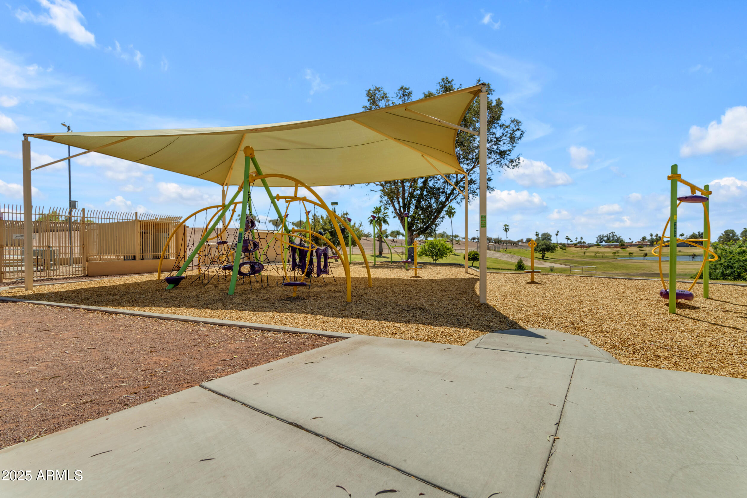 1511 E HARMONY Avenue