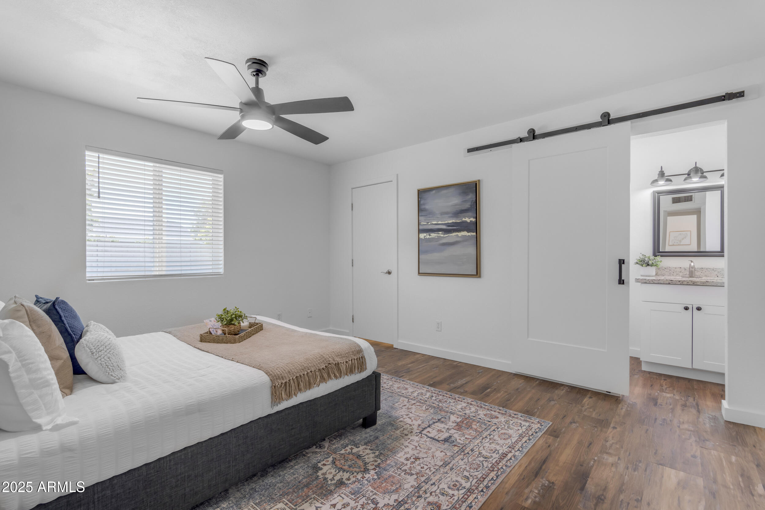 1511 E HARMONY Avenue