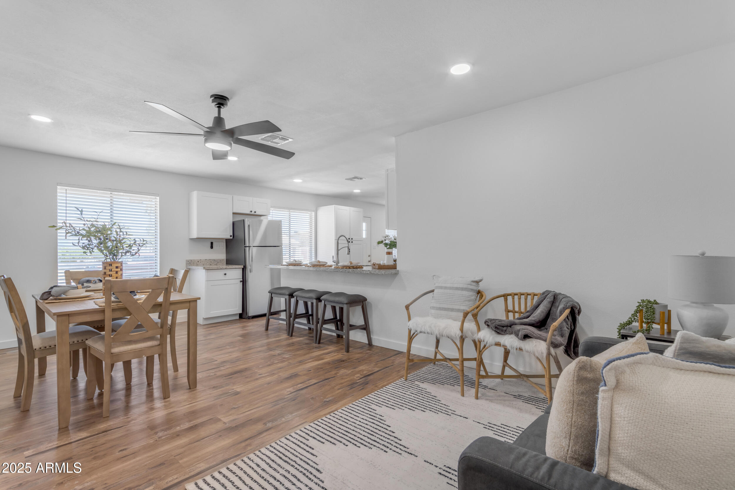 1511 E HARMONY Avenue