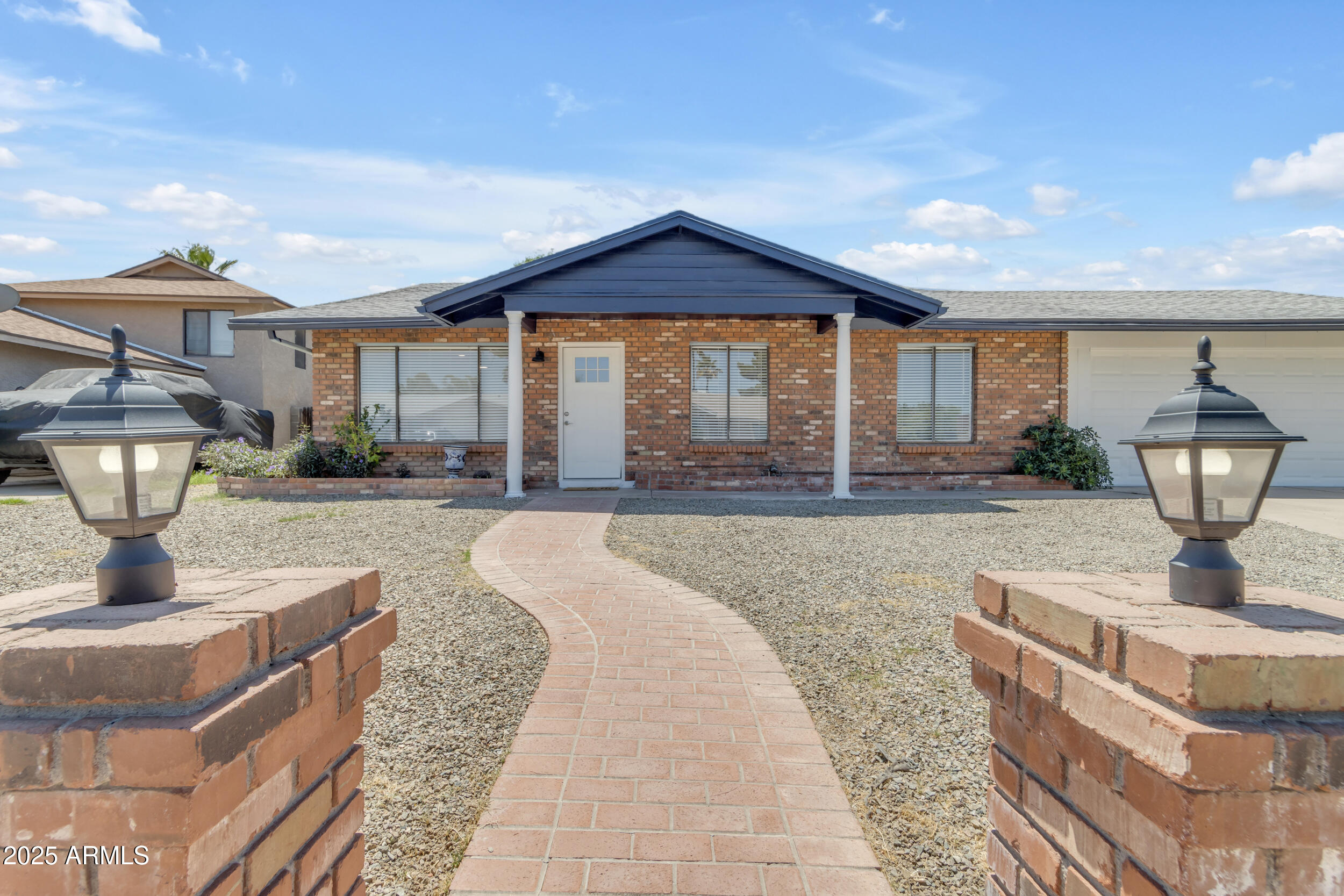 1511 E HARMONY Avenue