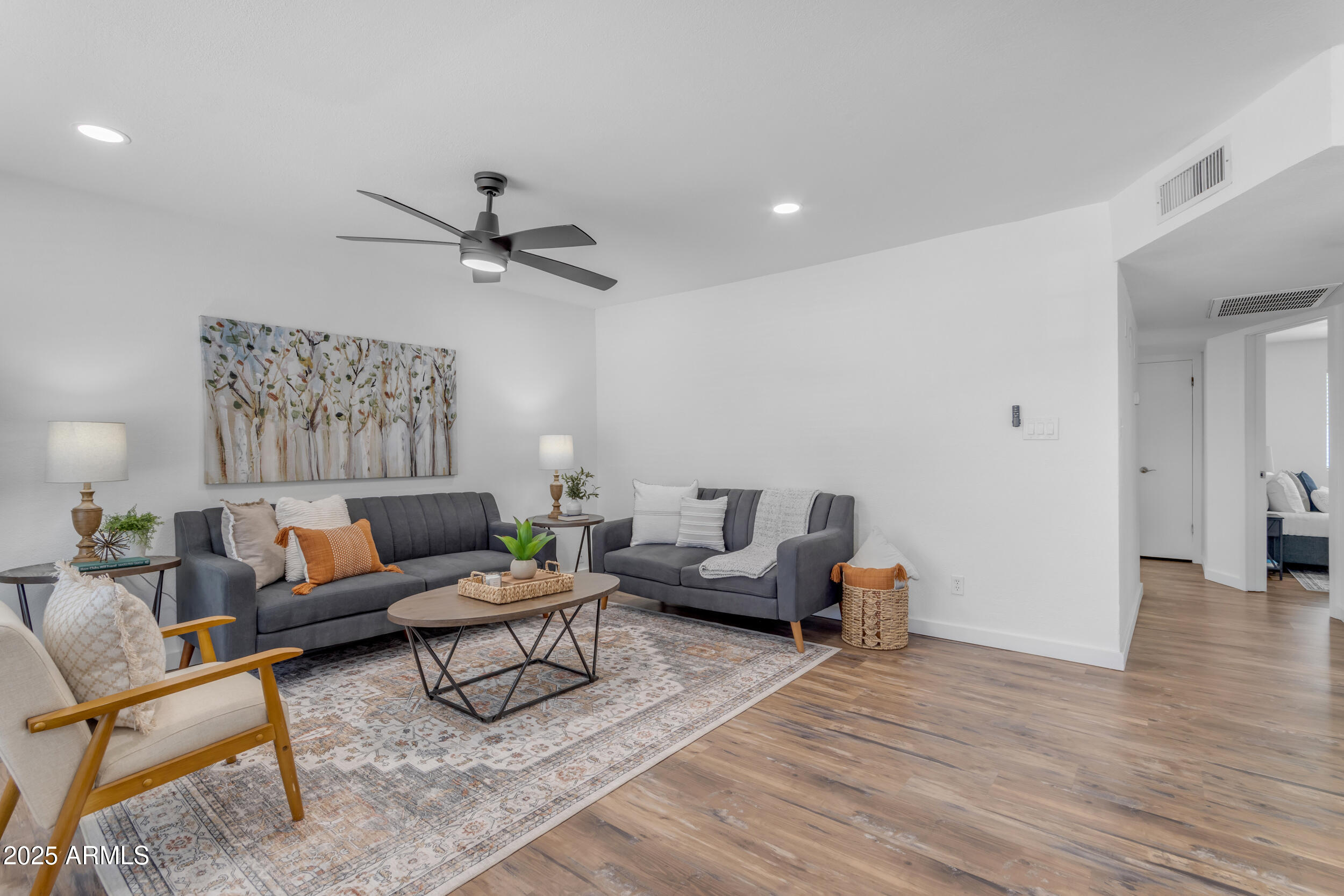 1511 E HARMONY Avenue