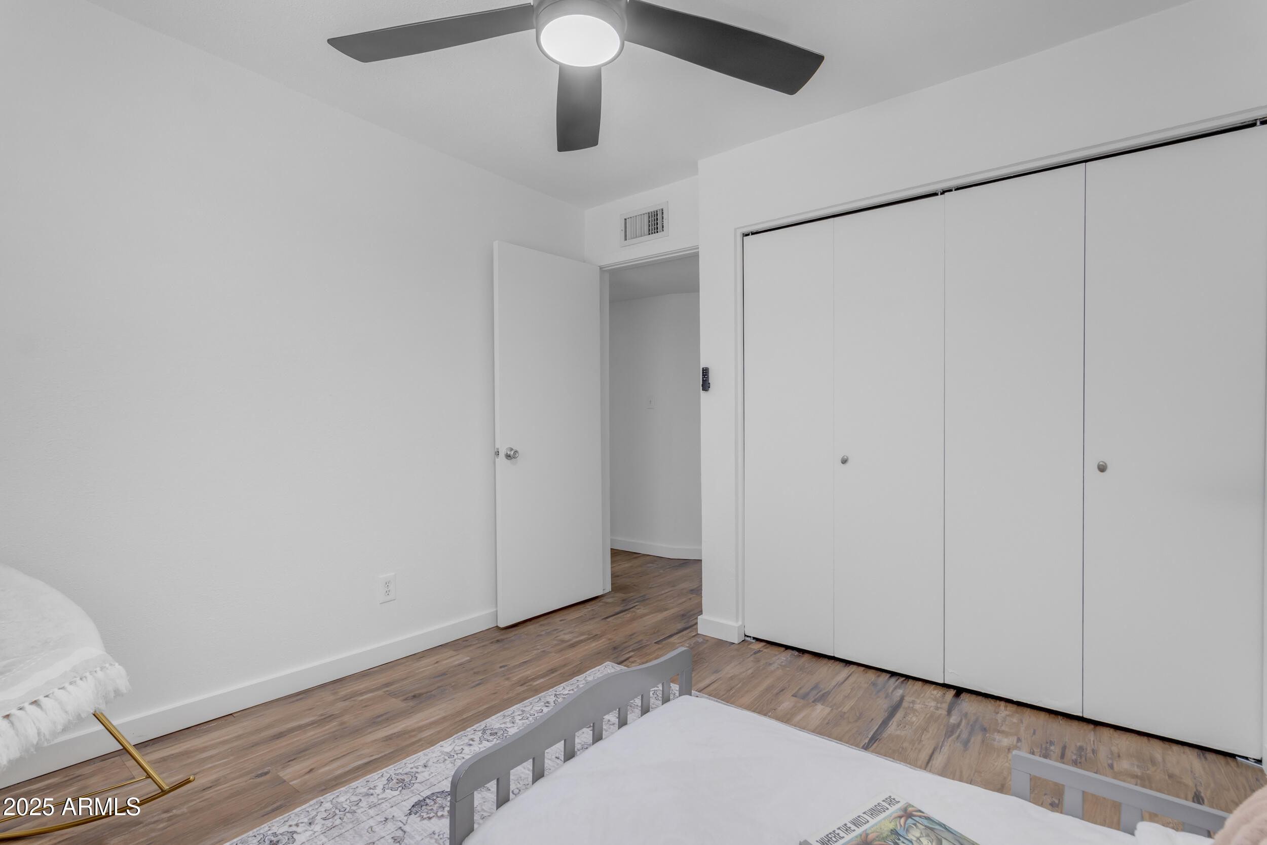 1511 E HARMONY Avenue