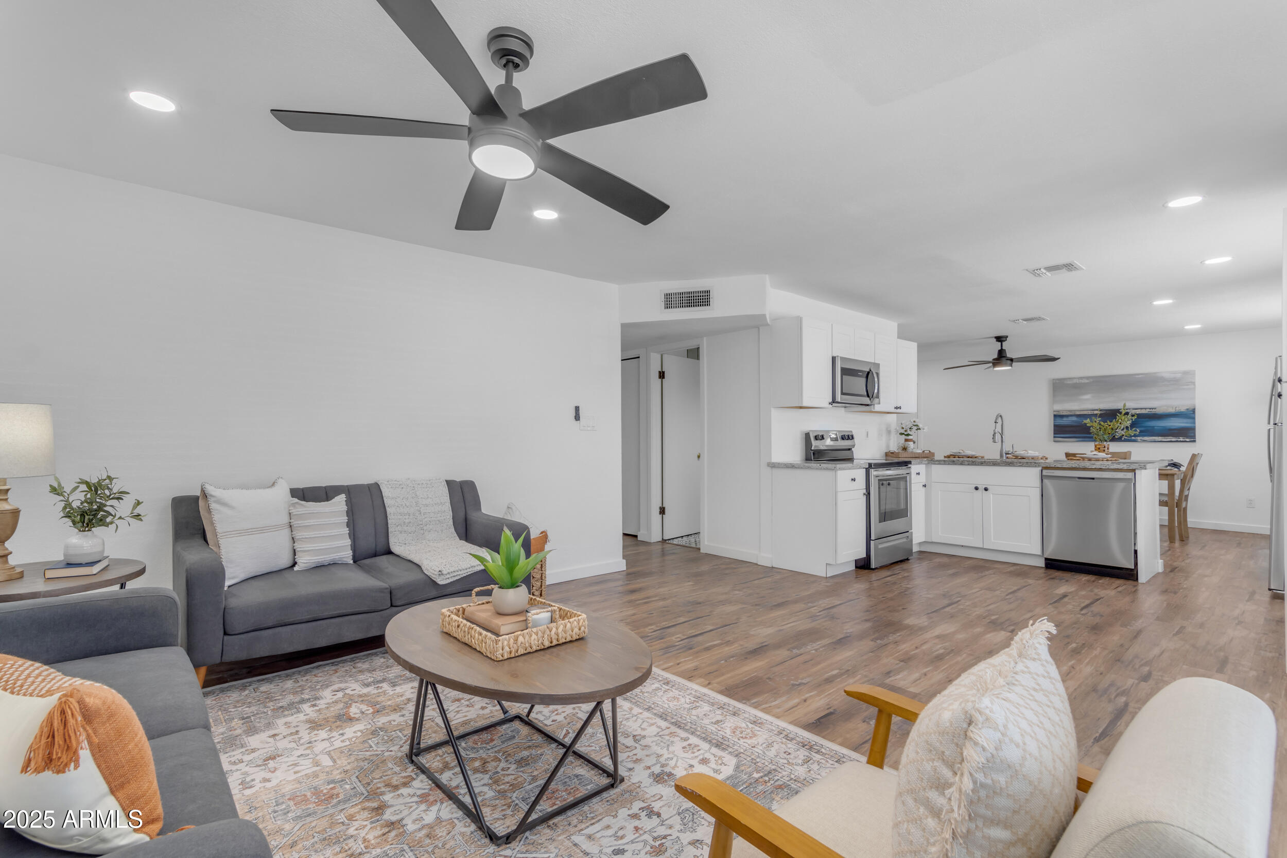 1511 E HARMONY Avenue