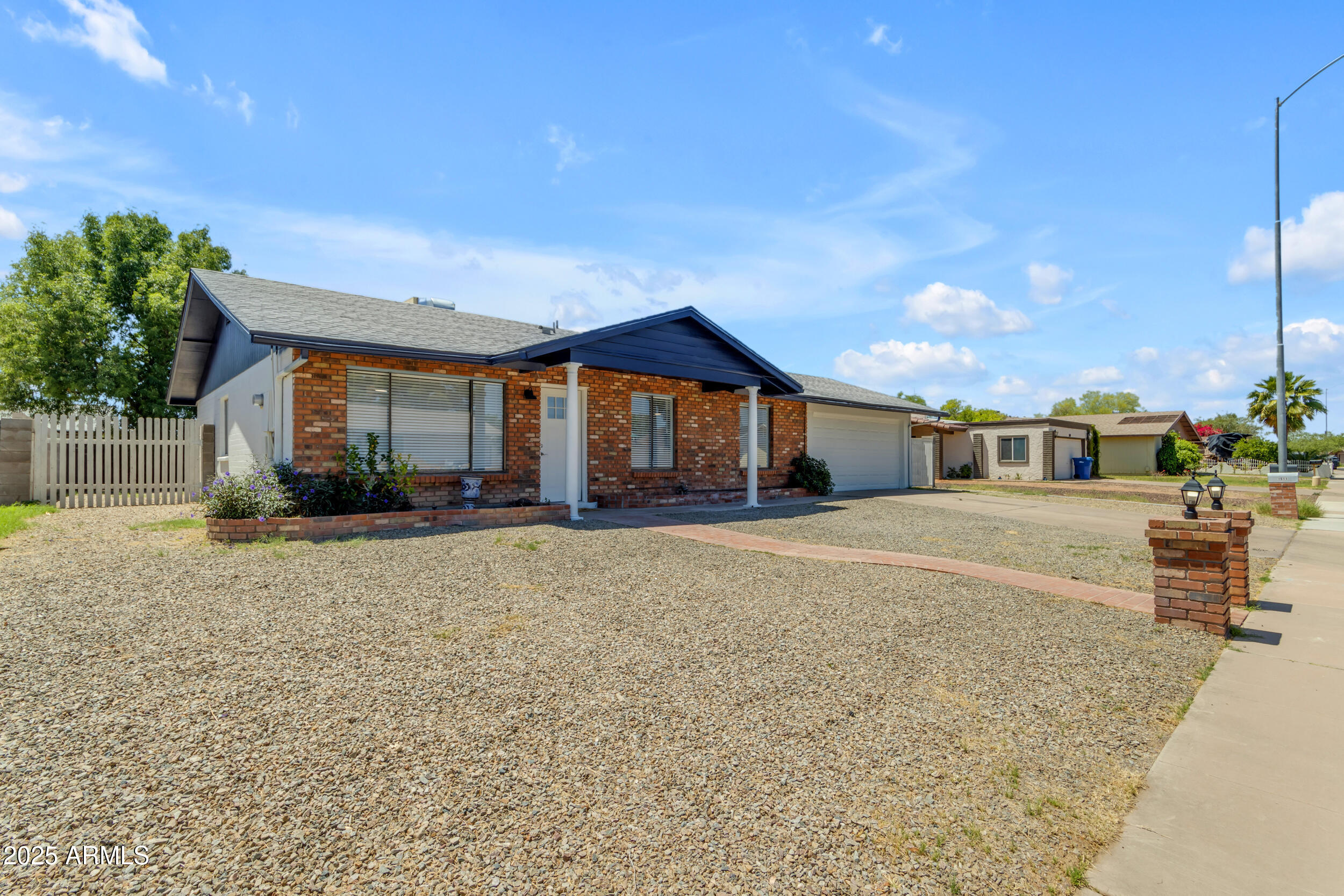 1511 E HARMONY Avenue