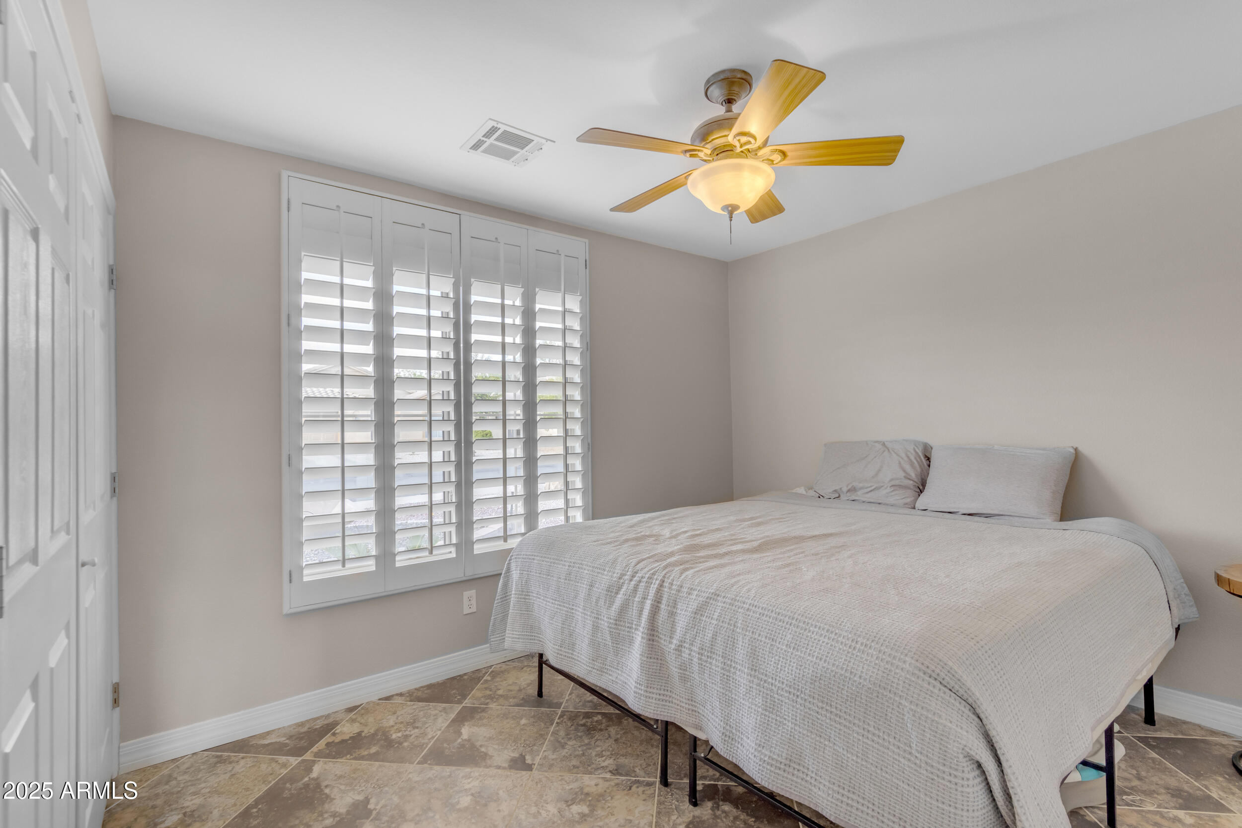 10305 E PLATA Avenue