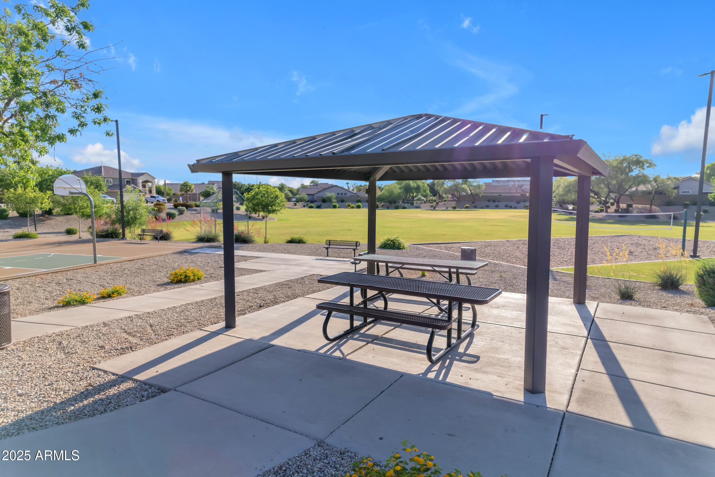 10305 E PLATA Avenue