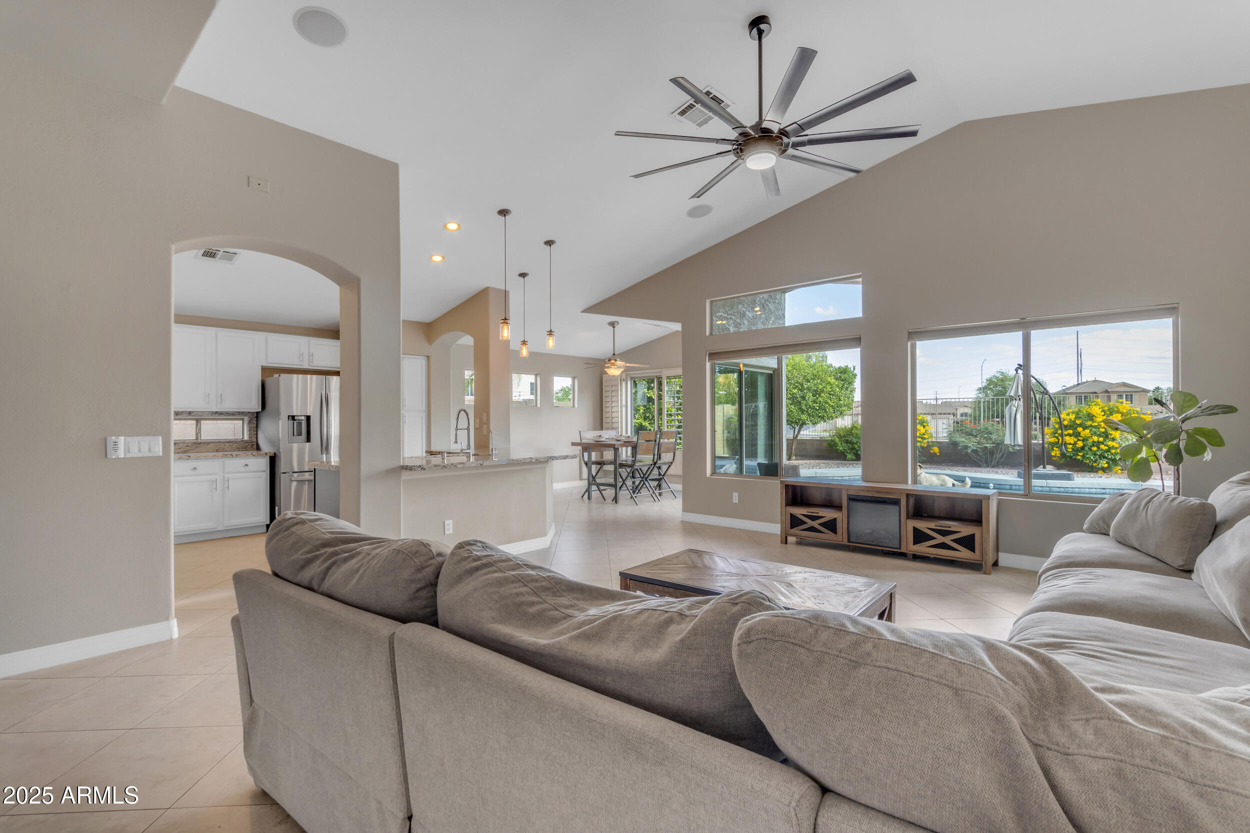 10305 E PLATA Avenue