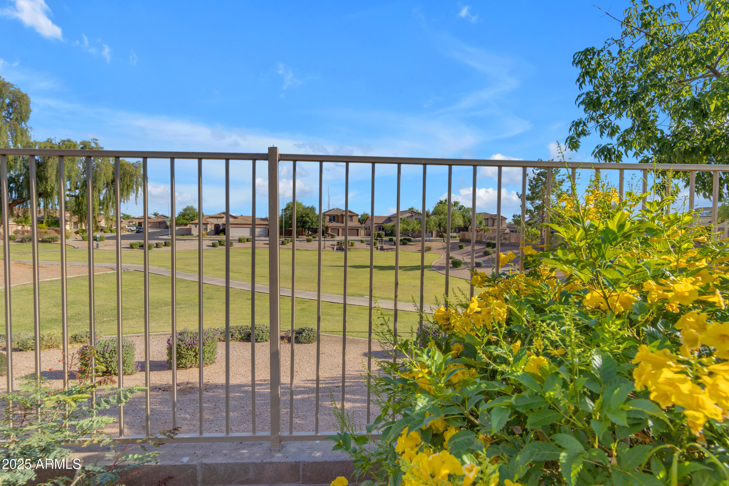 10305 E PLATA Avenue