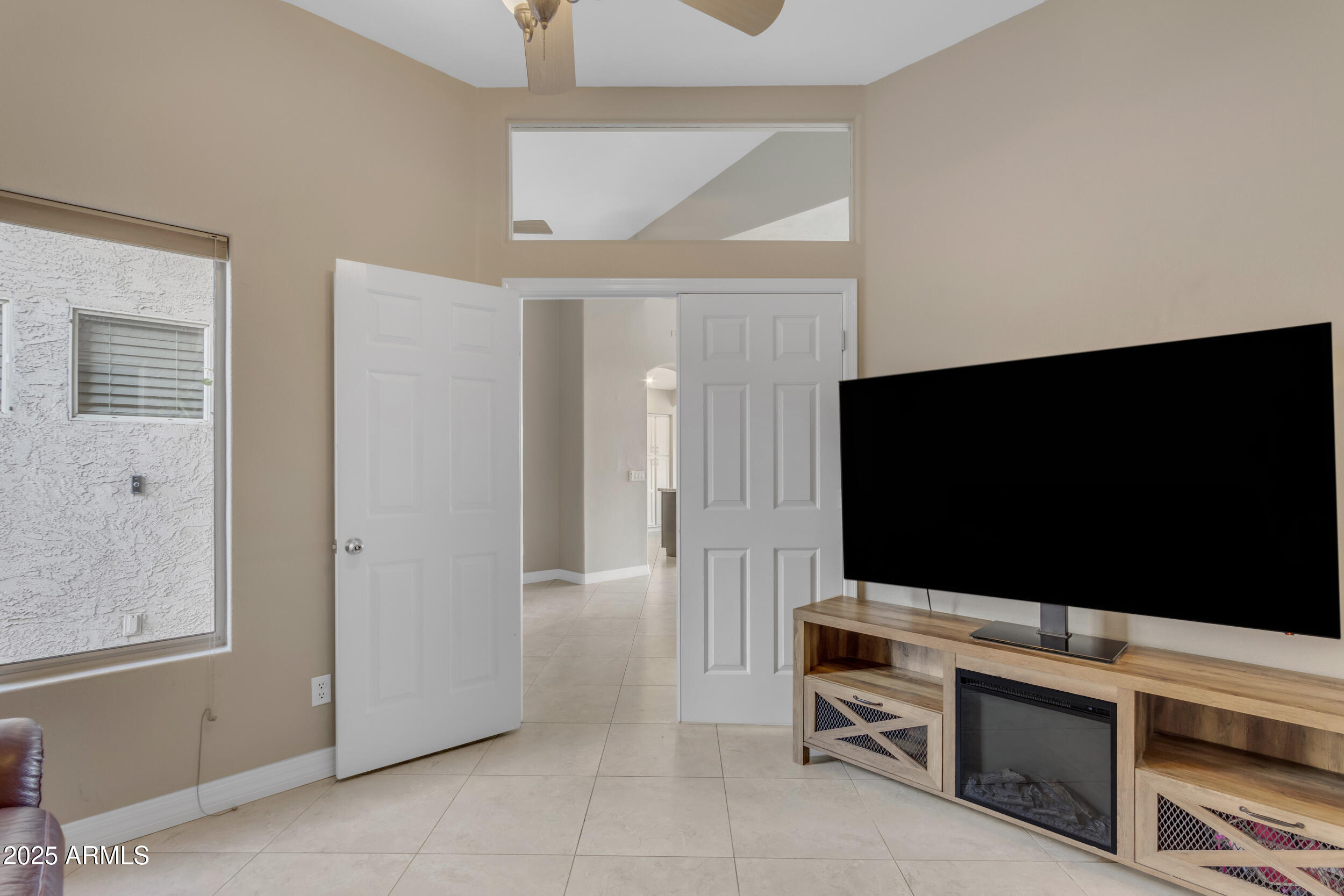 10305 E PLATA Avenue