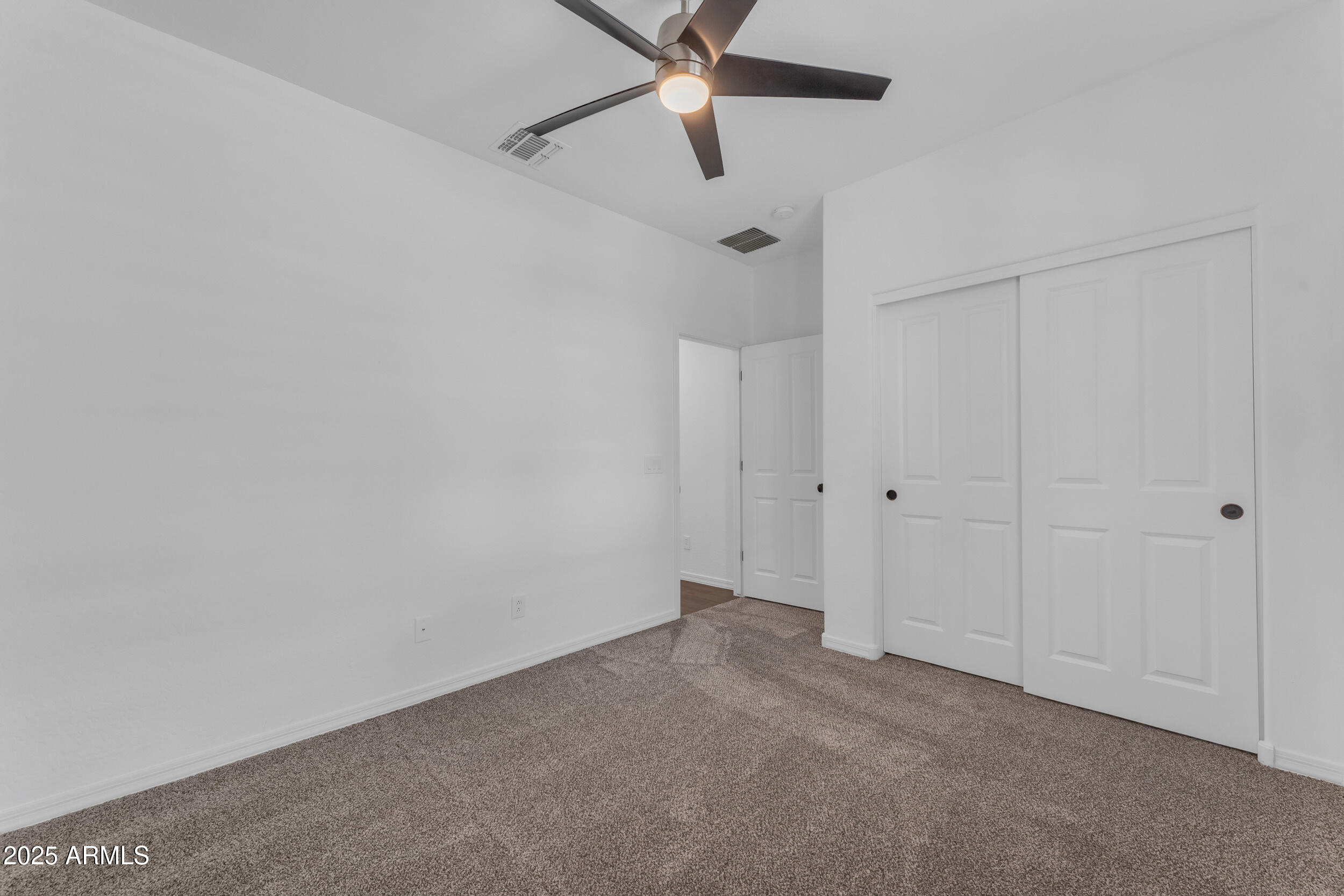 9853 E SOLSTICE Avenue