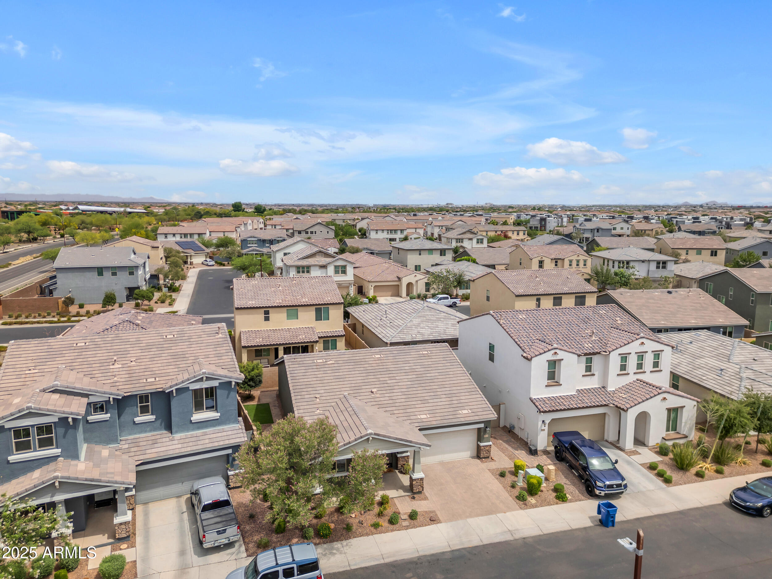 9853 E SOLSTICE Avenue