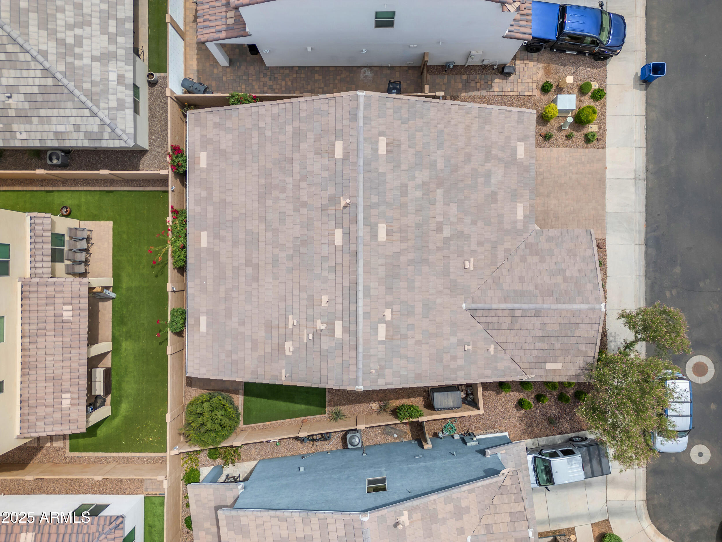 9853 E SOLSTICE Avenue