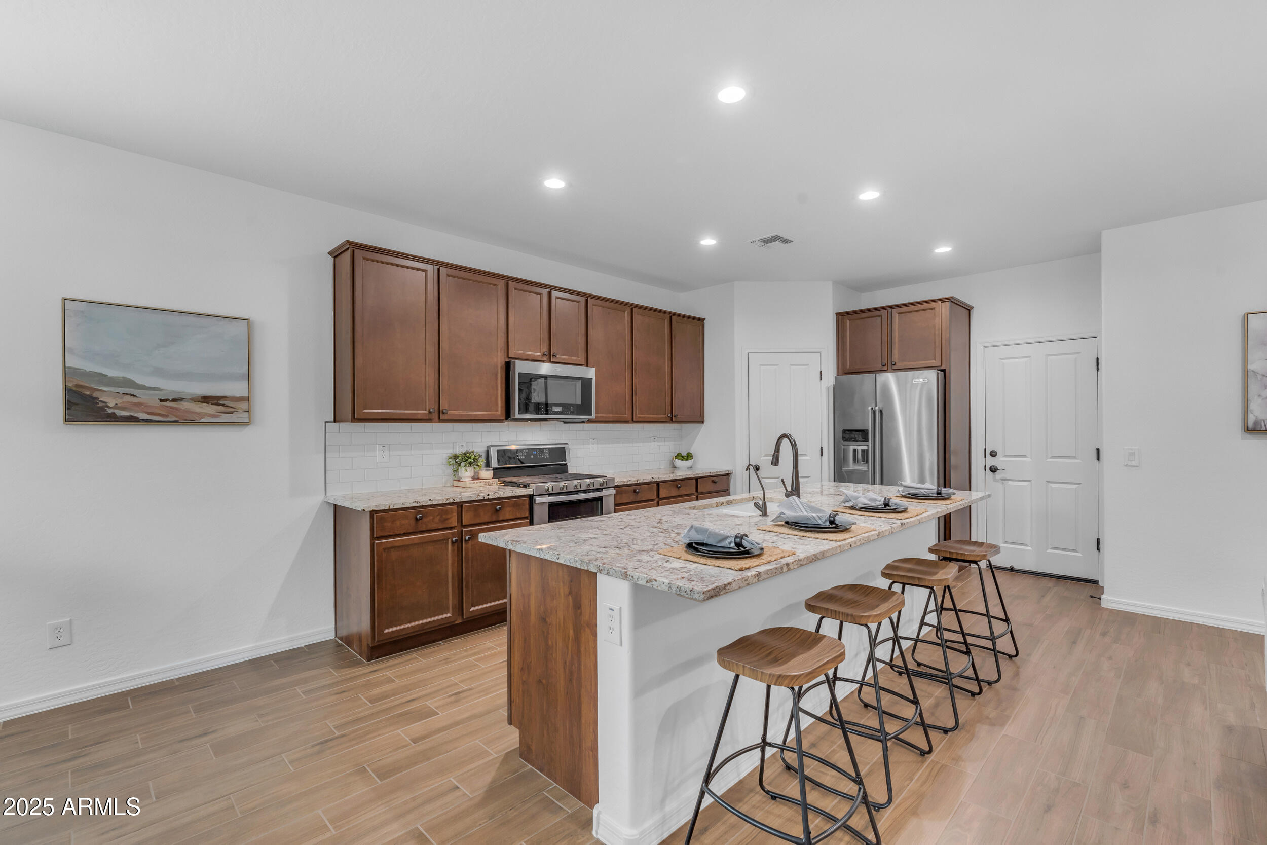 9853 E SOLSTICE Avenue