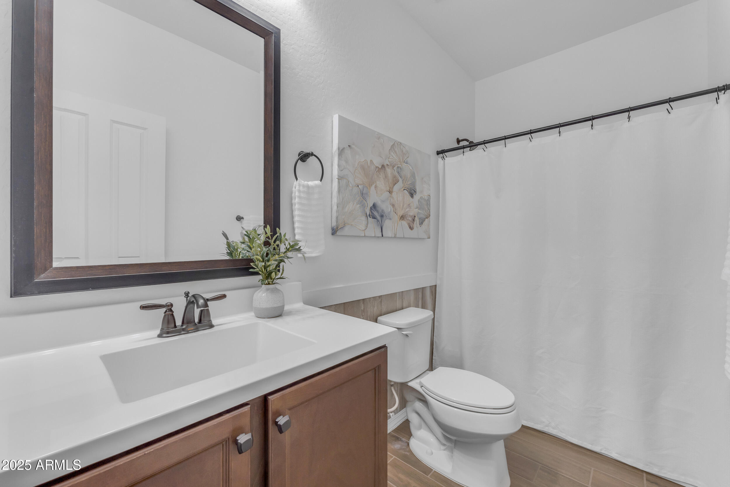 9853 E SOLSTICE Avenue