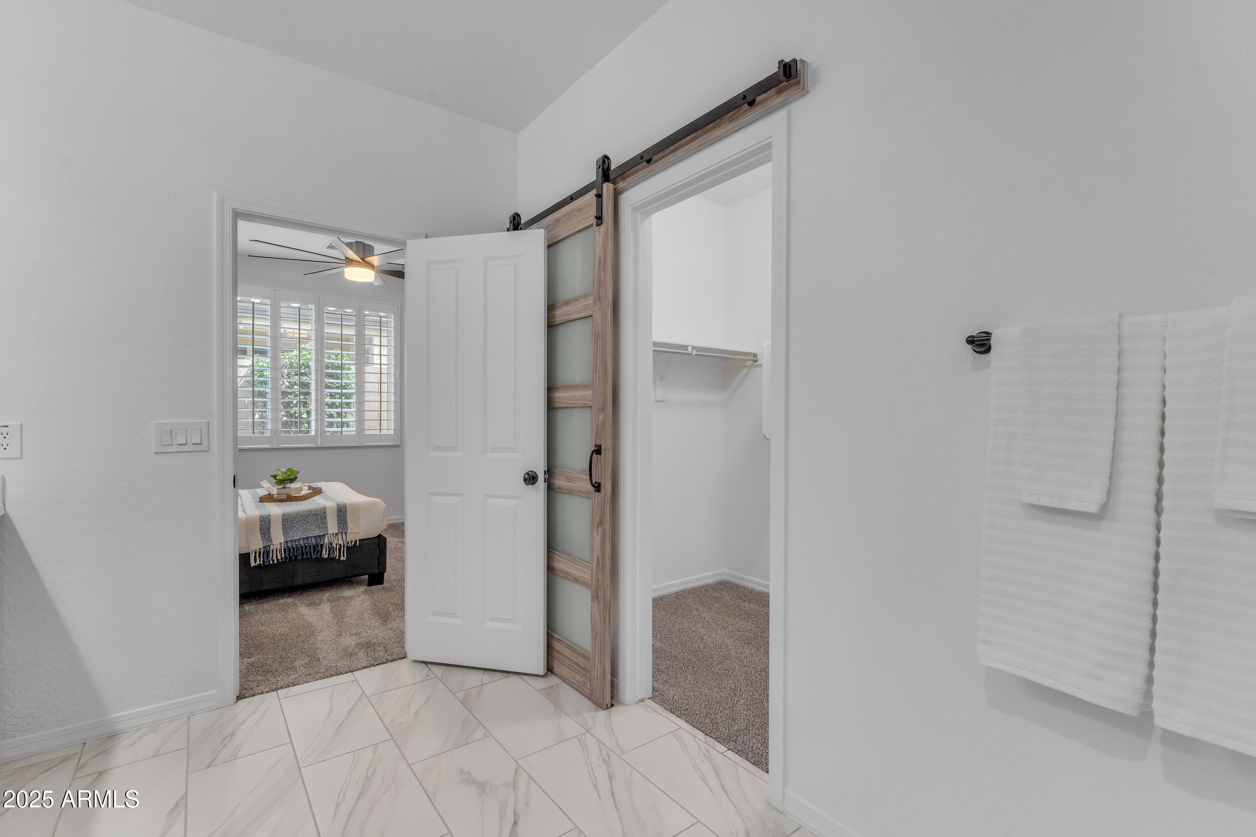 9853 E SOLSTICE Avenue