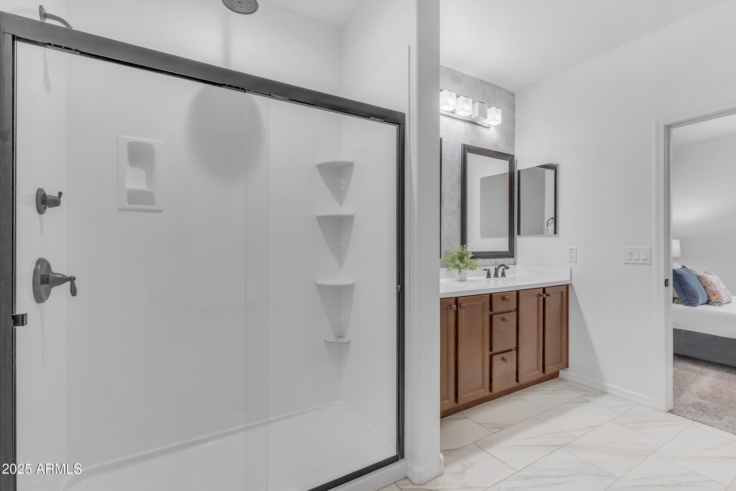 9853 E SOLSTICE Avenue