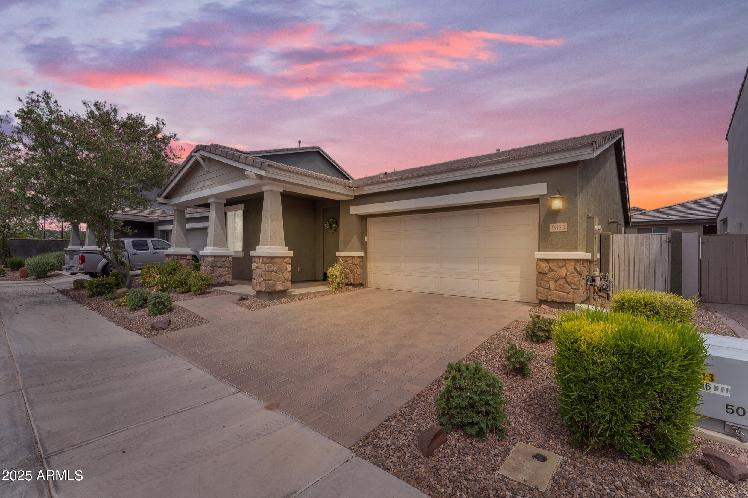 9853 E SOLSTICE Avenue