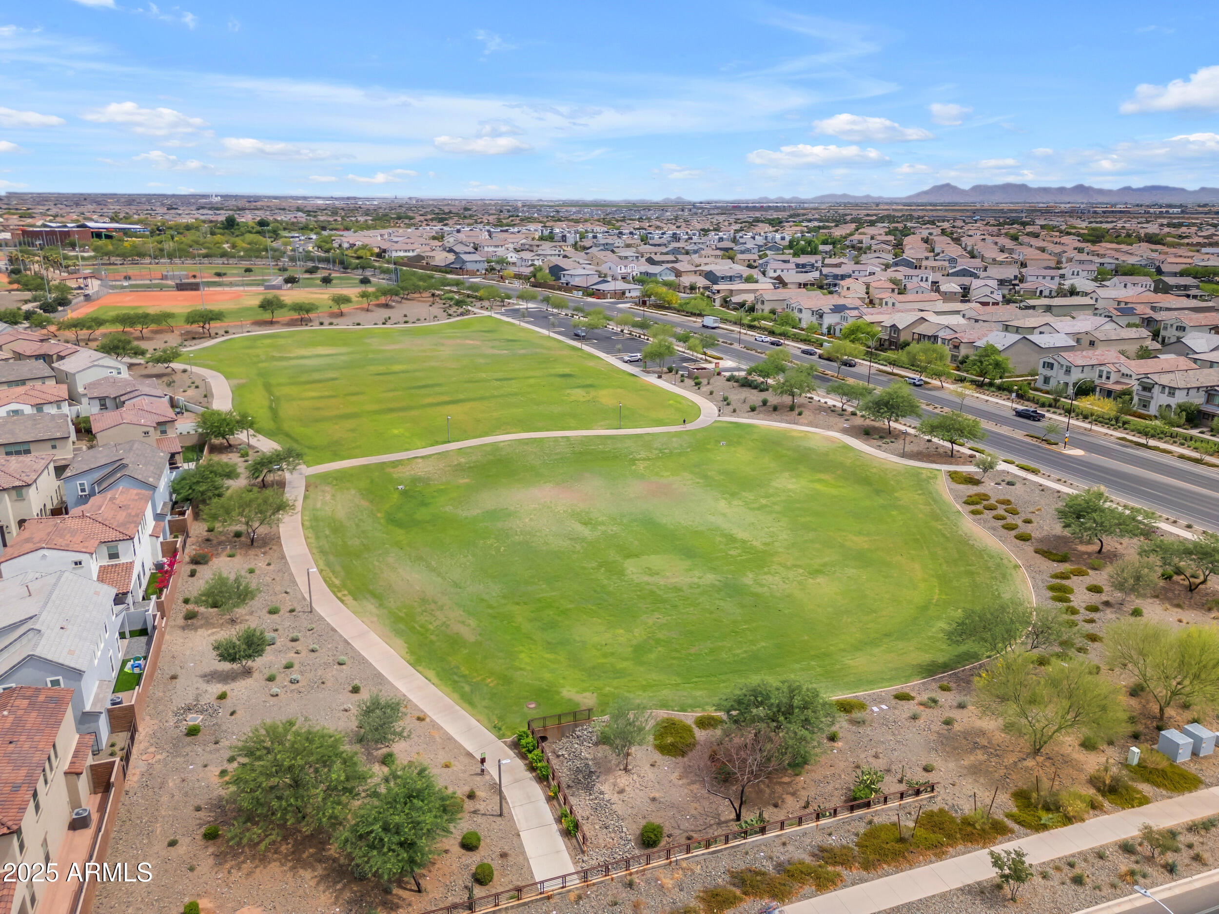 9853 E SOLSTICE Avenue