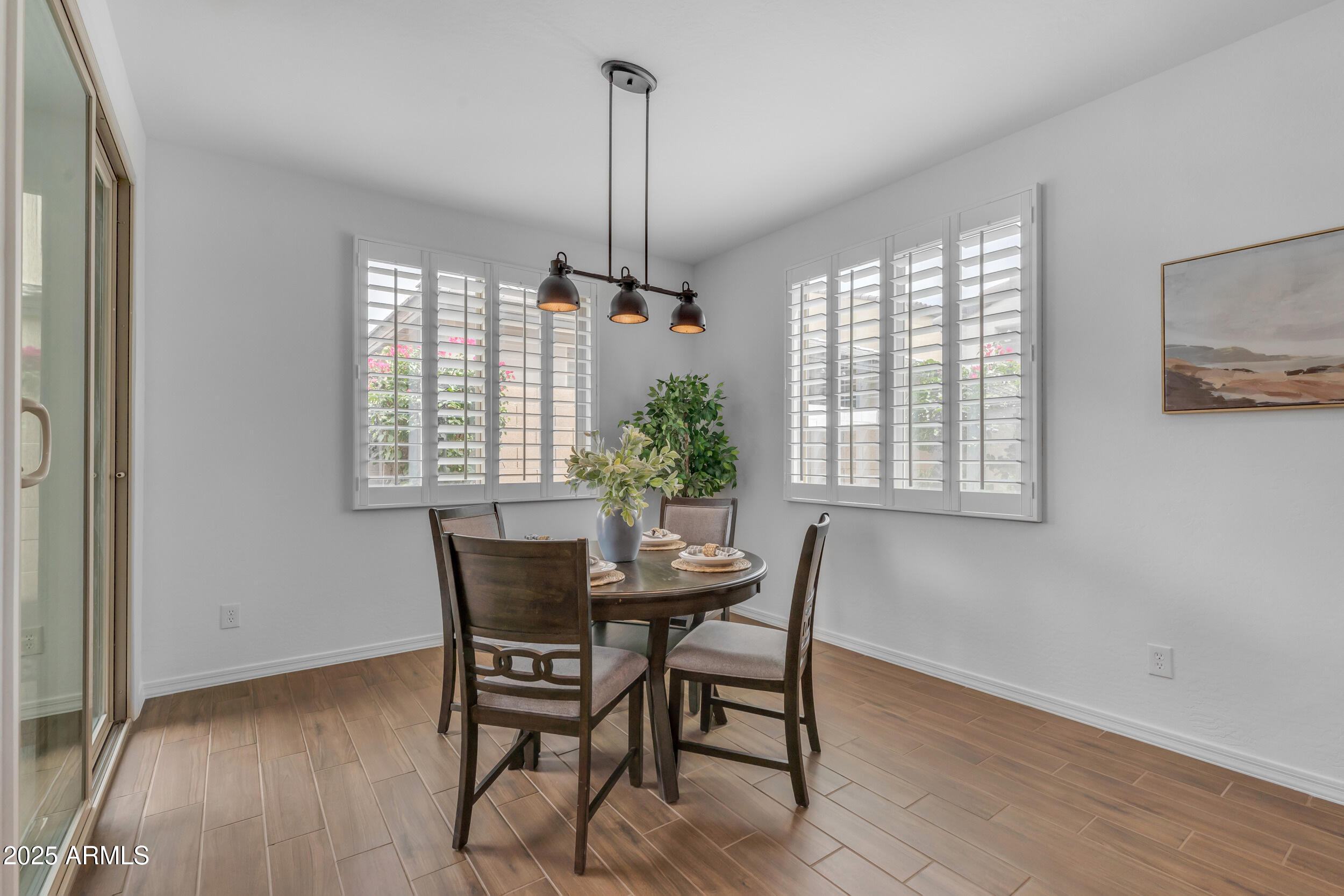 9853 E SOLSTICE Avenue